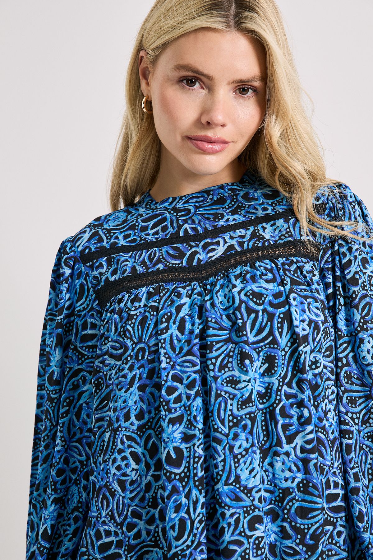 Dorothy Perkins Lace Blue Floral Detail Printed Boho Mini Dress Blue image 4