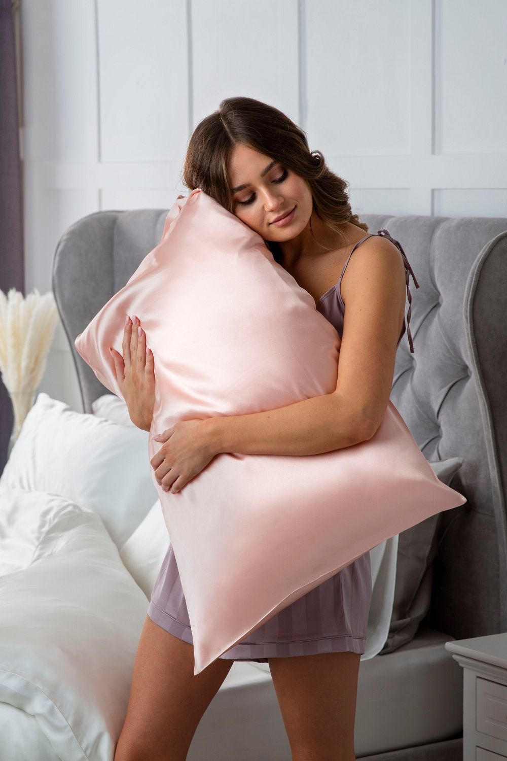 Belledorm Cocoonzzz Mulberry Silk Pillowcase image 2