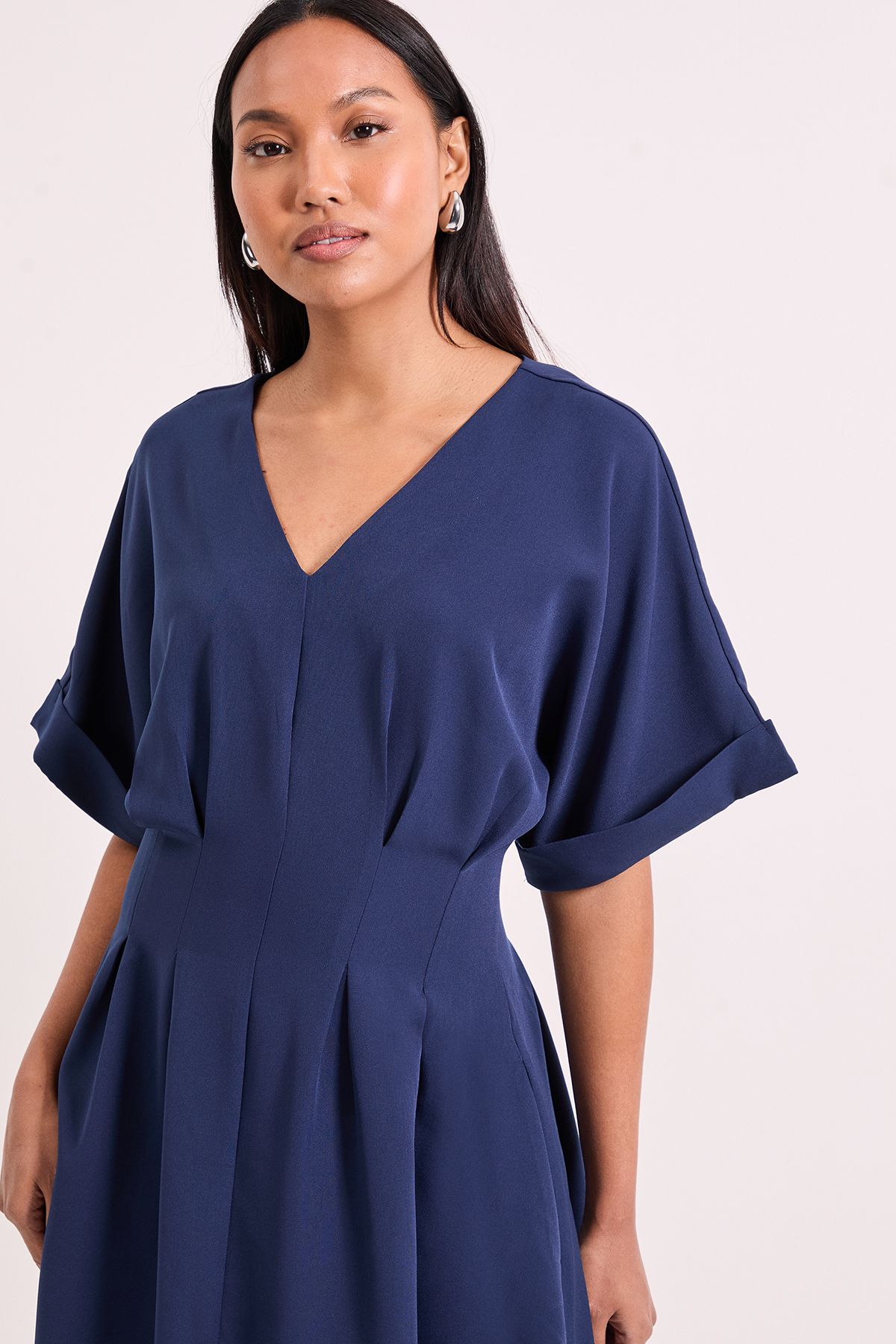 Principles Pleat Waist Relaxed Cuff Crepe Midi Dress Navy image 2
