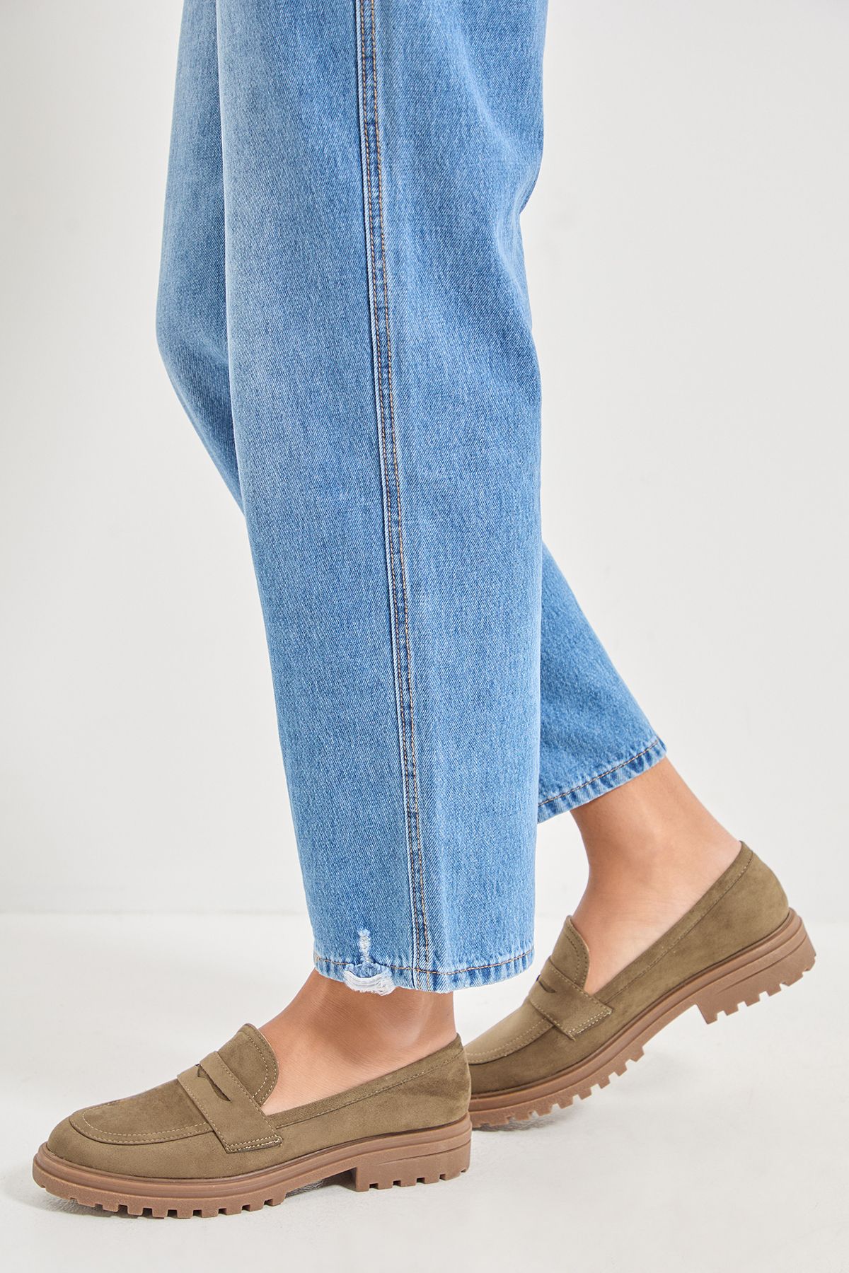 Oasis Kendra Faux Suede Chunky Penny Loafers Olive image 3