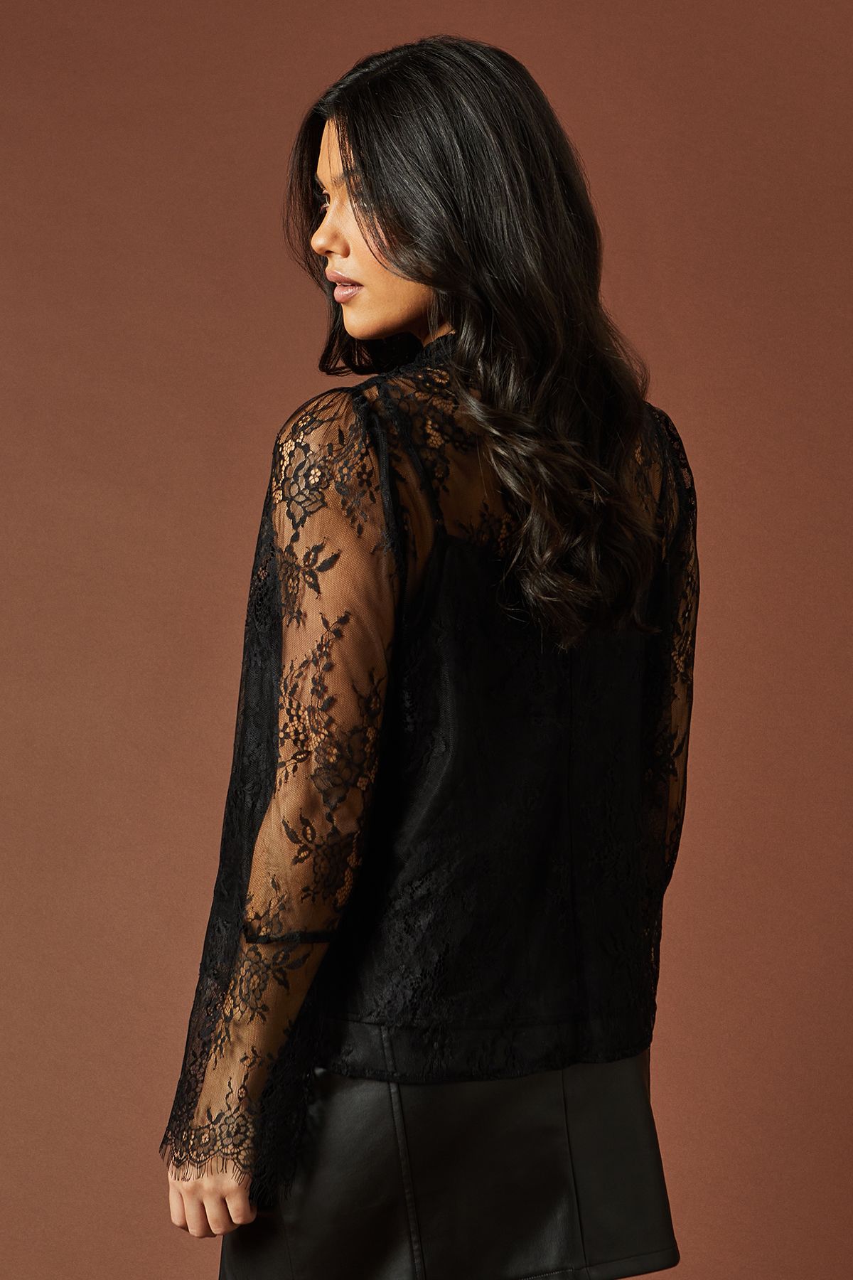 Oasis Scallop Edge Lace Blouse True Black image 3