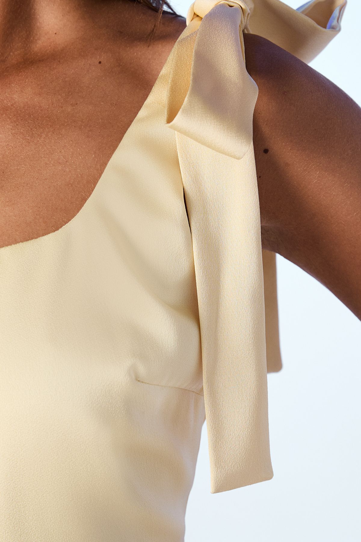 Oasis Satin Tie Shoulder Midi Bridesmaid Dress Butter image 5