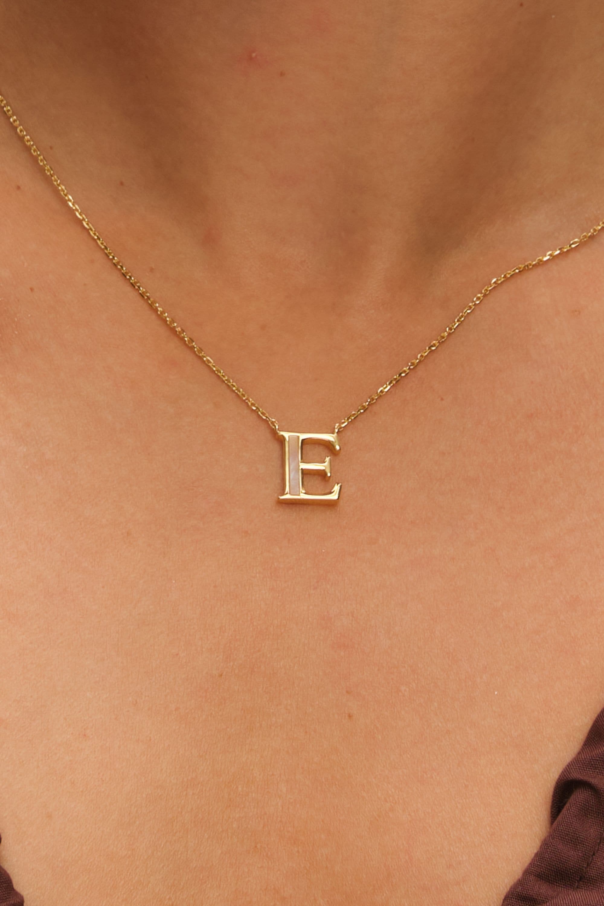 Inicio 14K Gold Plated and Mother of Pearl Initial Pendant - E - Gift Pouch image 4