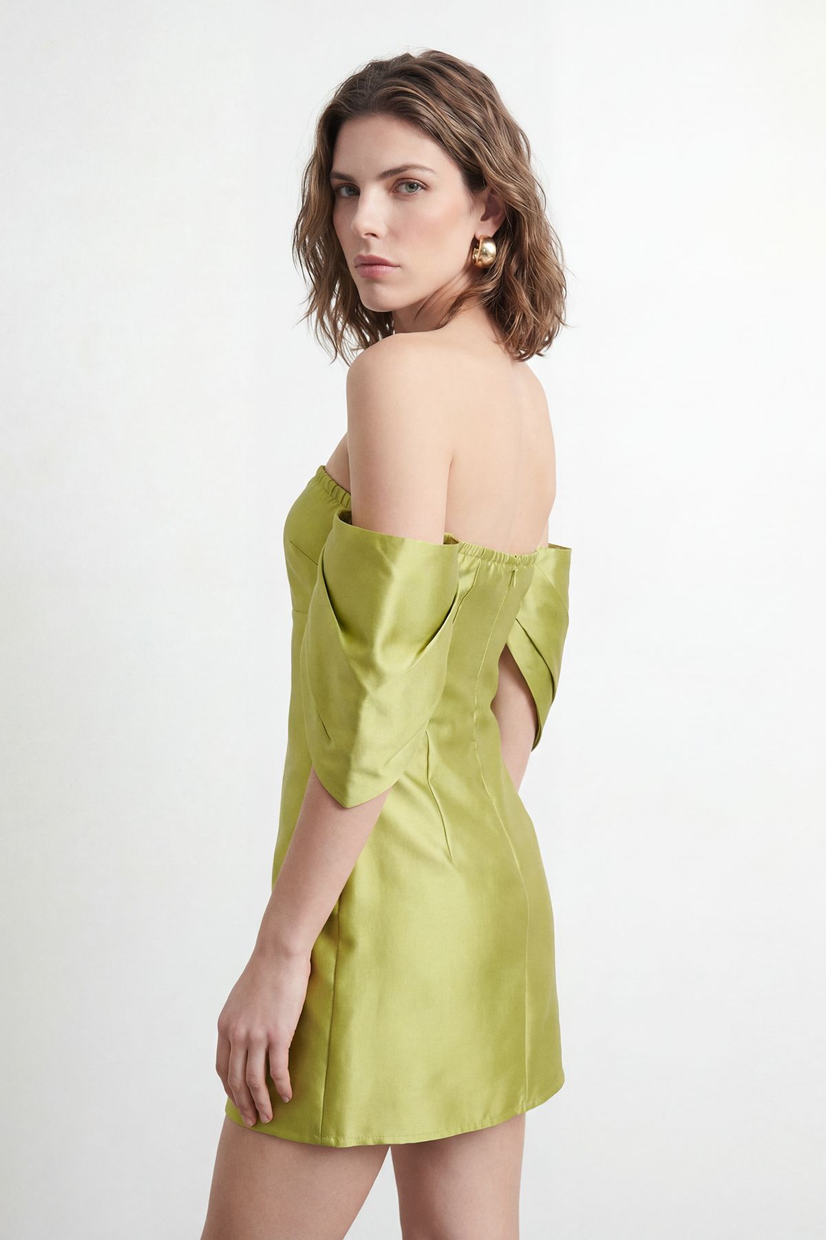 Warehouse Petite Structured Puff Sleeve Bardot Mini Dress Chartreuse image 3