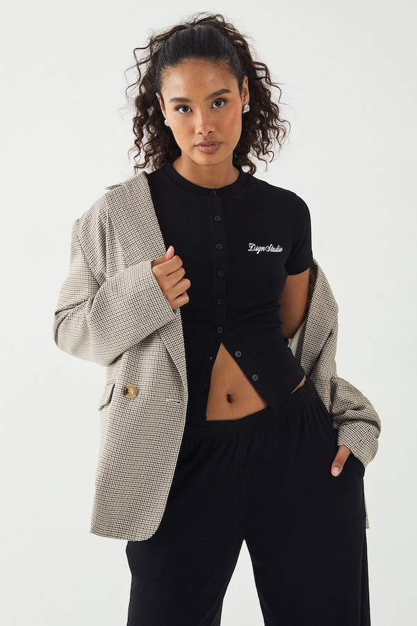 DSGN Studio DSGN Studio Script Embroidery Ribbed Button Through Short Sleeve Top Black