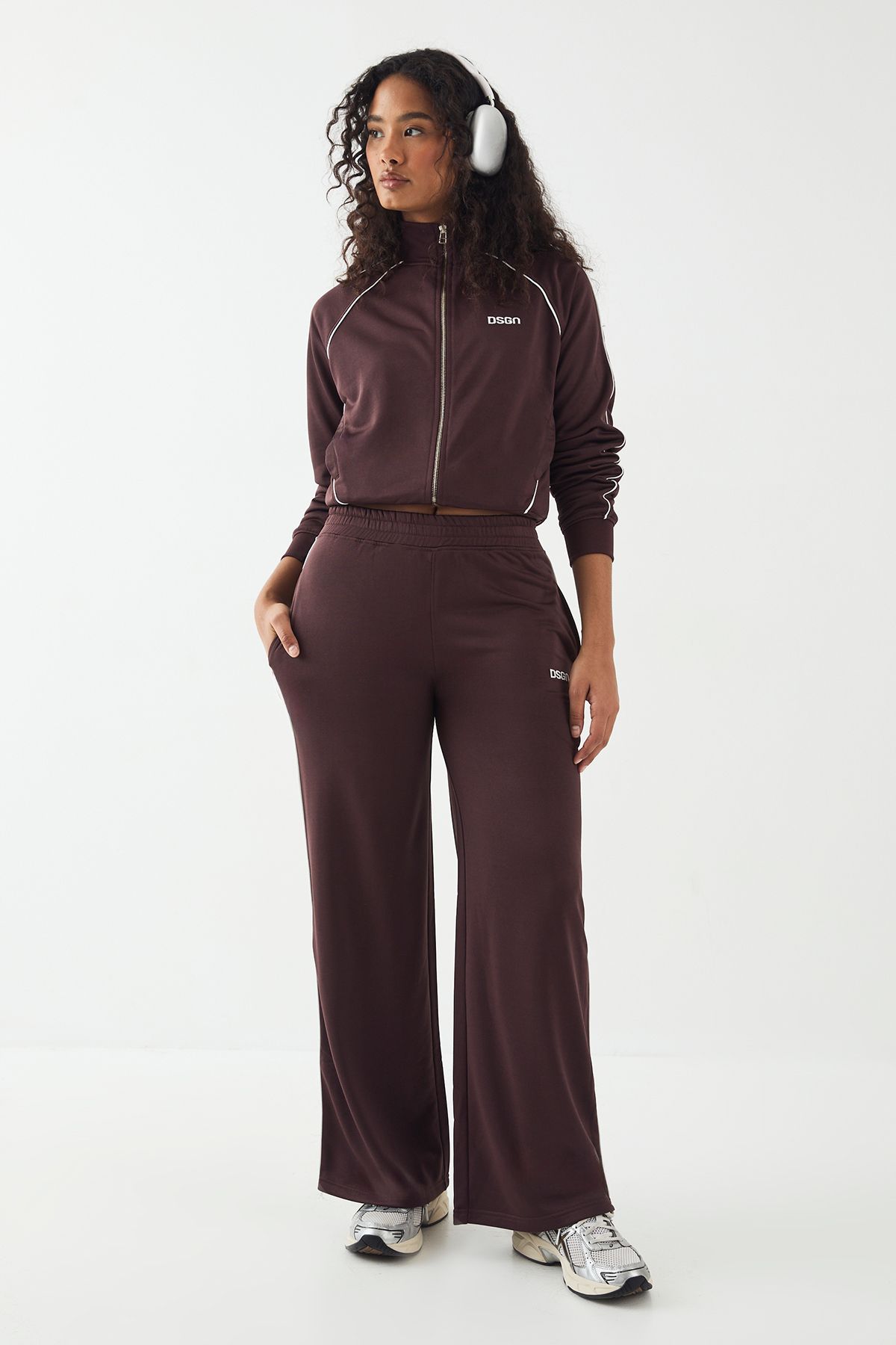 DSGN Studio DSGN Studio Tricot Piping Detail Zip Through Track Jacket Chocolate image 3