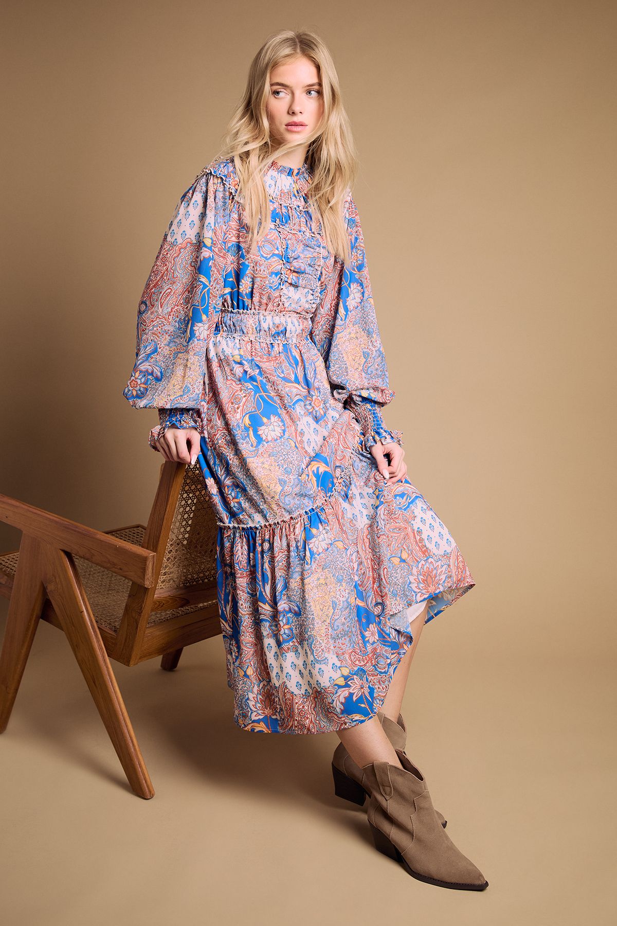 Oasis Amber Real Suede Western Ankle Boots Beige image 2