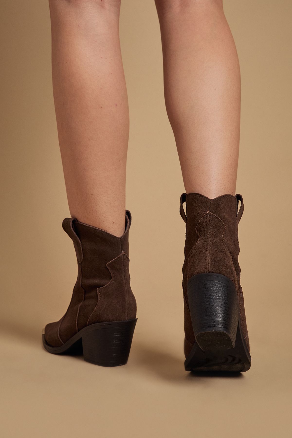 Oasis Tammy Real Suede Metal Trim Western Ankle Boots Chocolate image 3