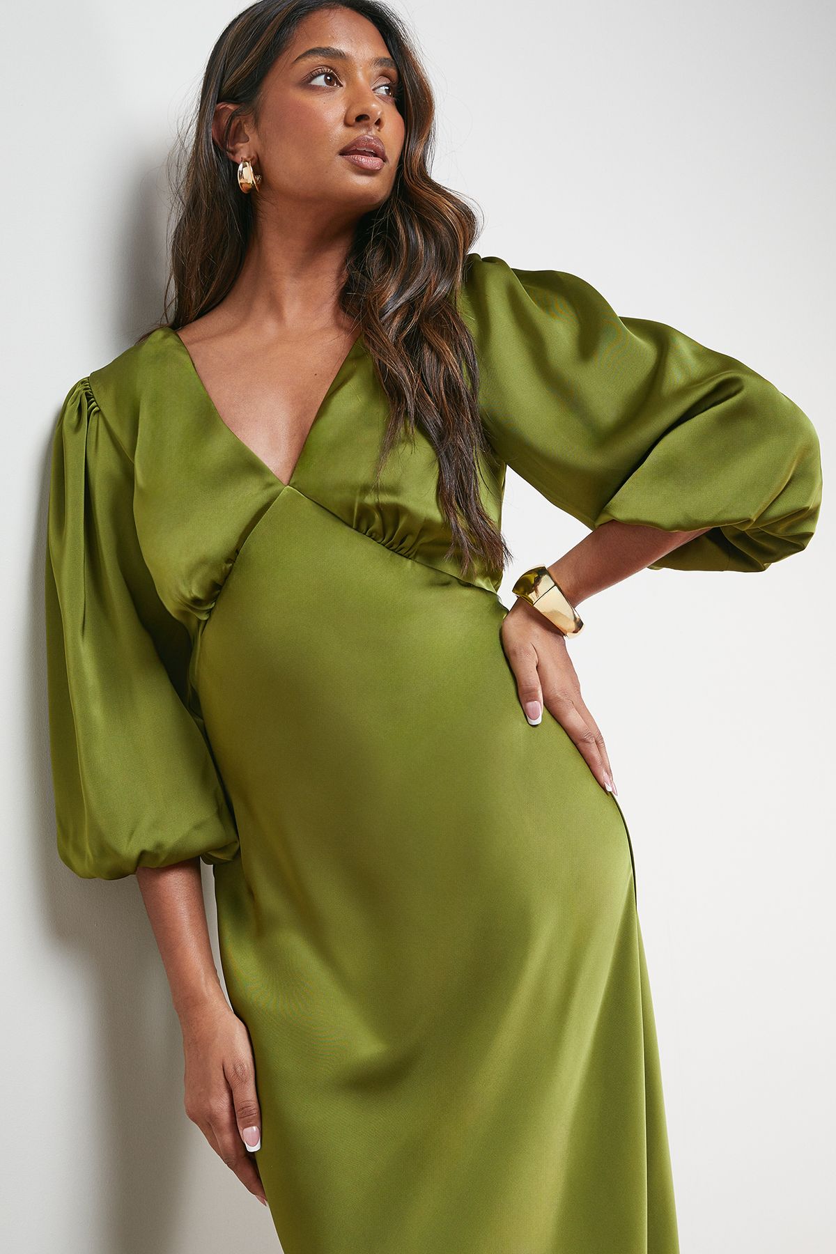 Oasis Satin V Neck Balloon Sleeve Bias Midi Dress Olive image 2