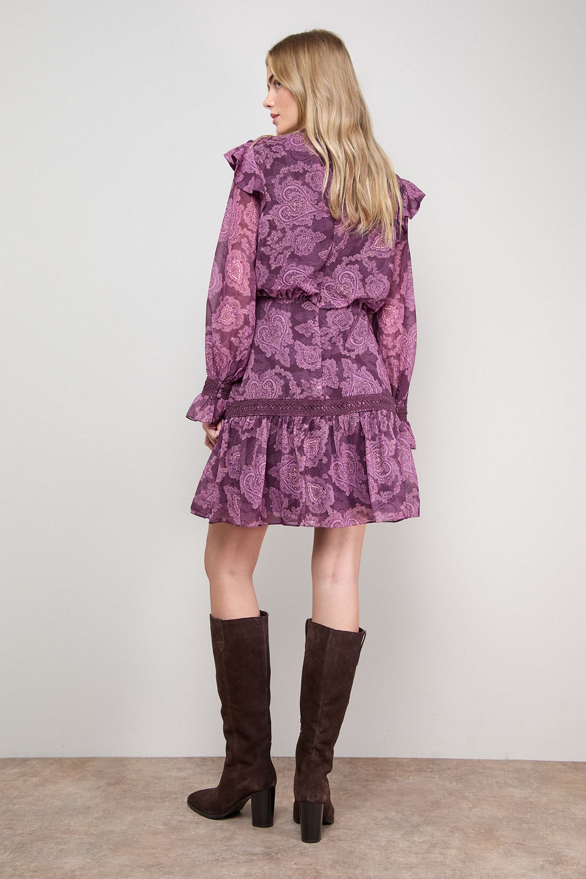 Oasis Printed Lace Trim Pleat Detail Mini Dress Dusty Pink image 3