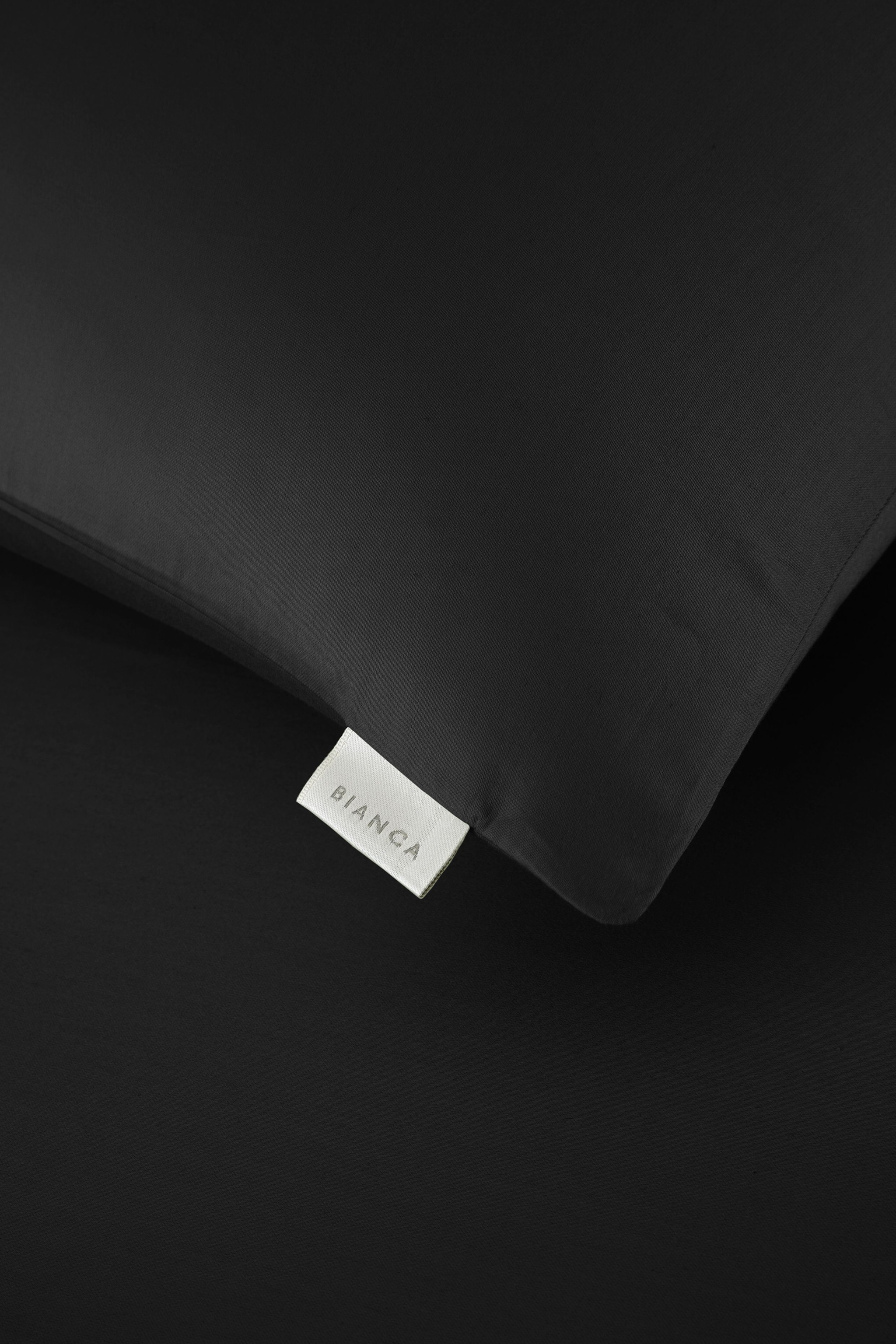 Bianca '400 Thread Count Cotton Sateen' Standard Pillowcases image 3