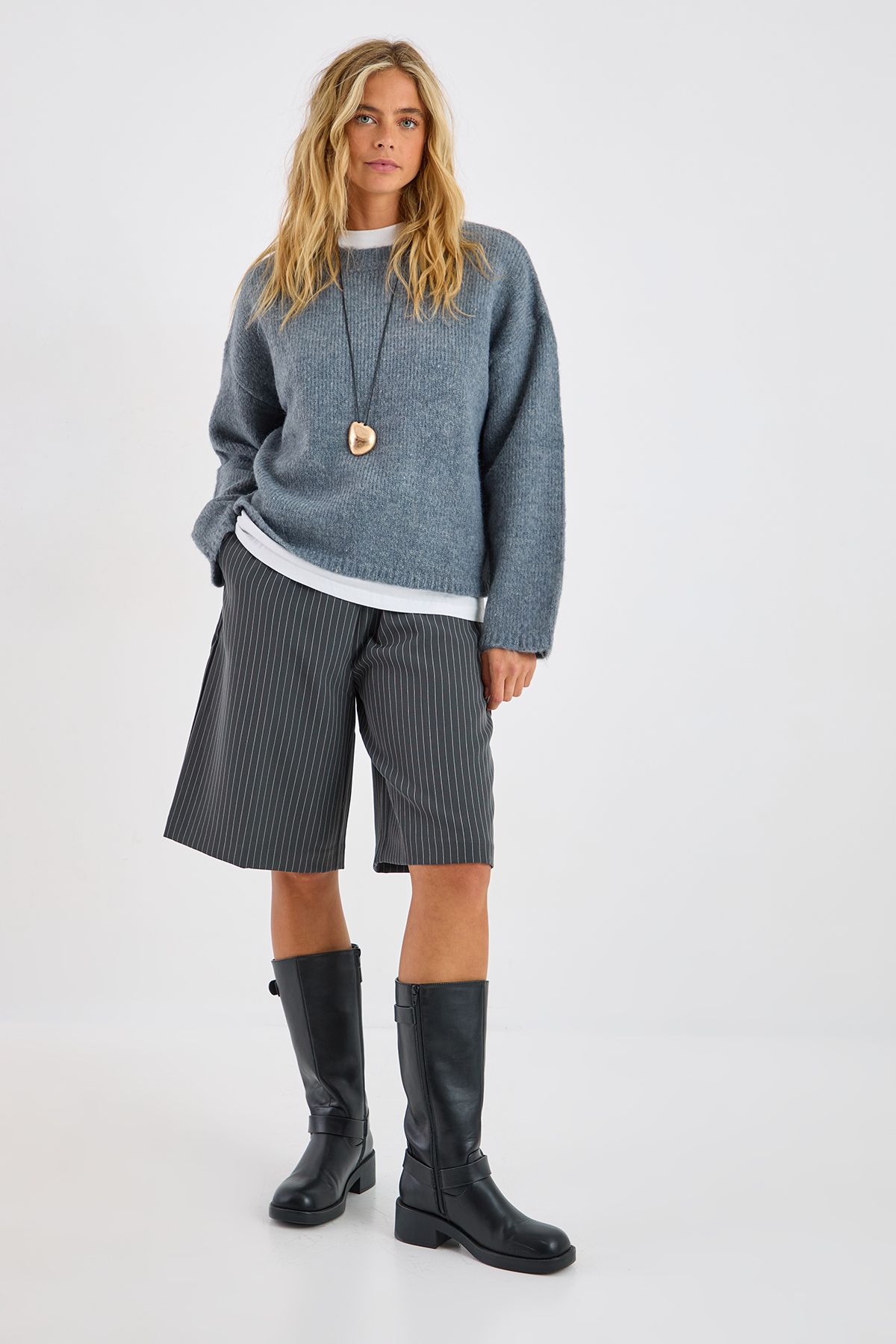 NastyGal Oversized Crew Neck Jumper Grey image 2