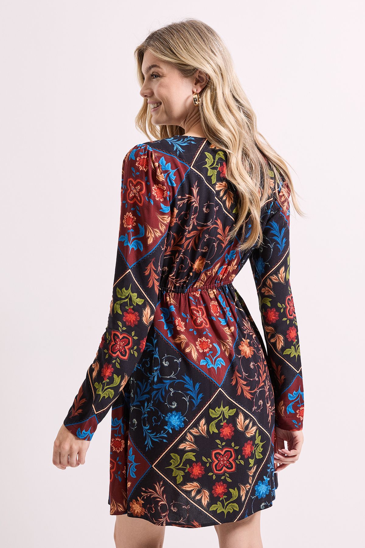 Dorothy Perkins Shirred Shoulder Empire Long Sleeve Mini Dress Multi image 5