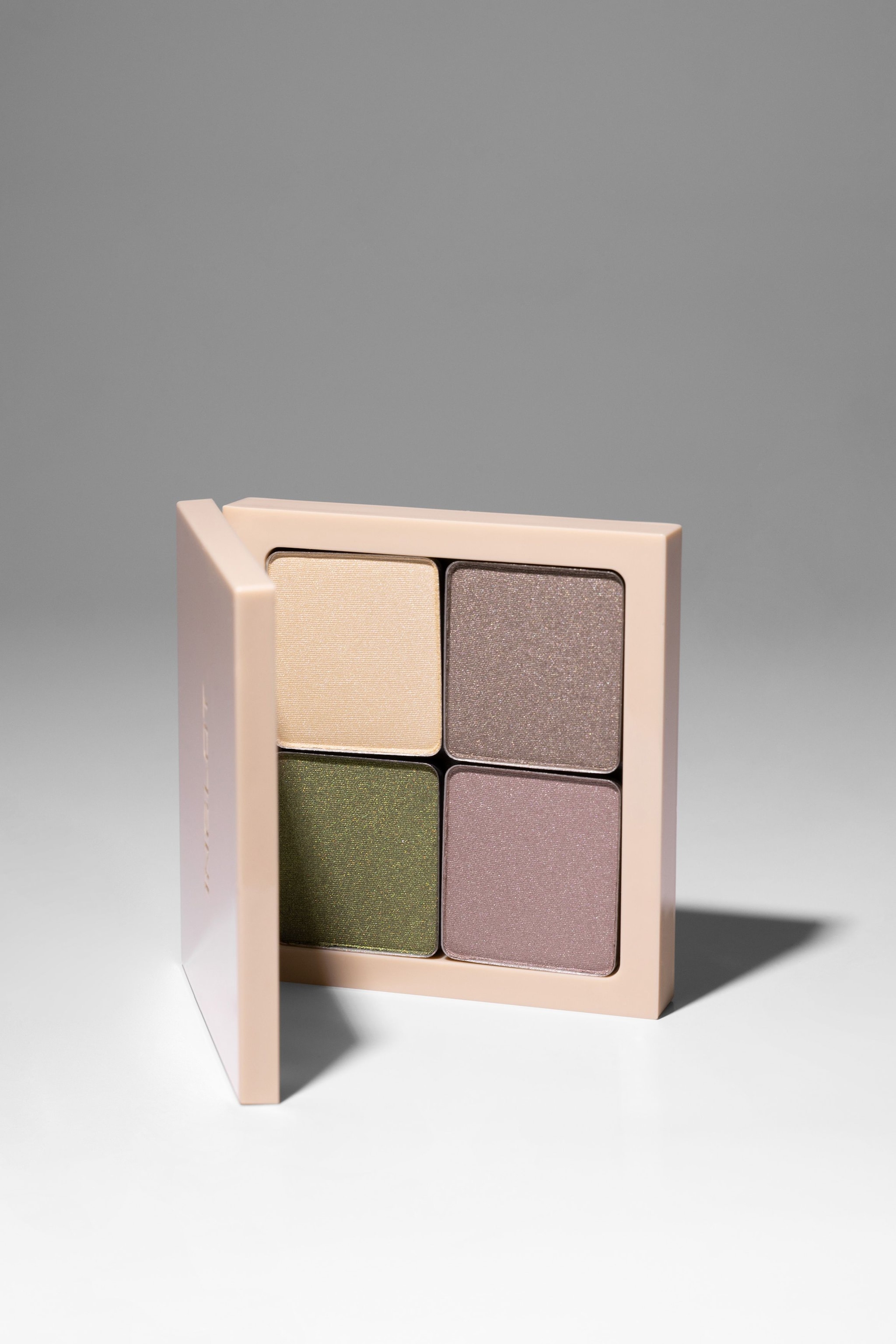 INGLOT Freedom System Eye Shadow Pearl NF image 4