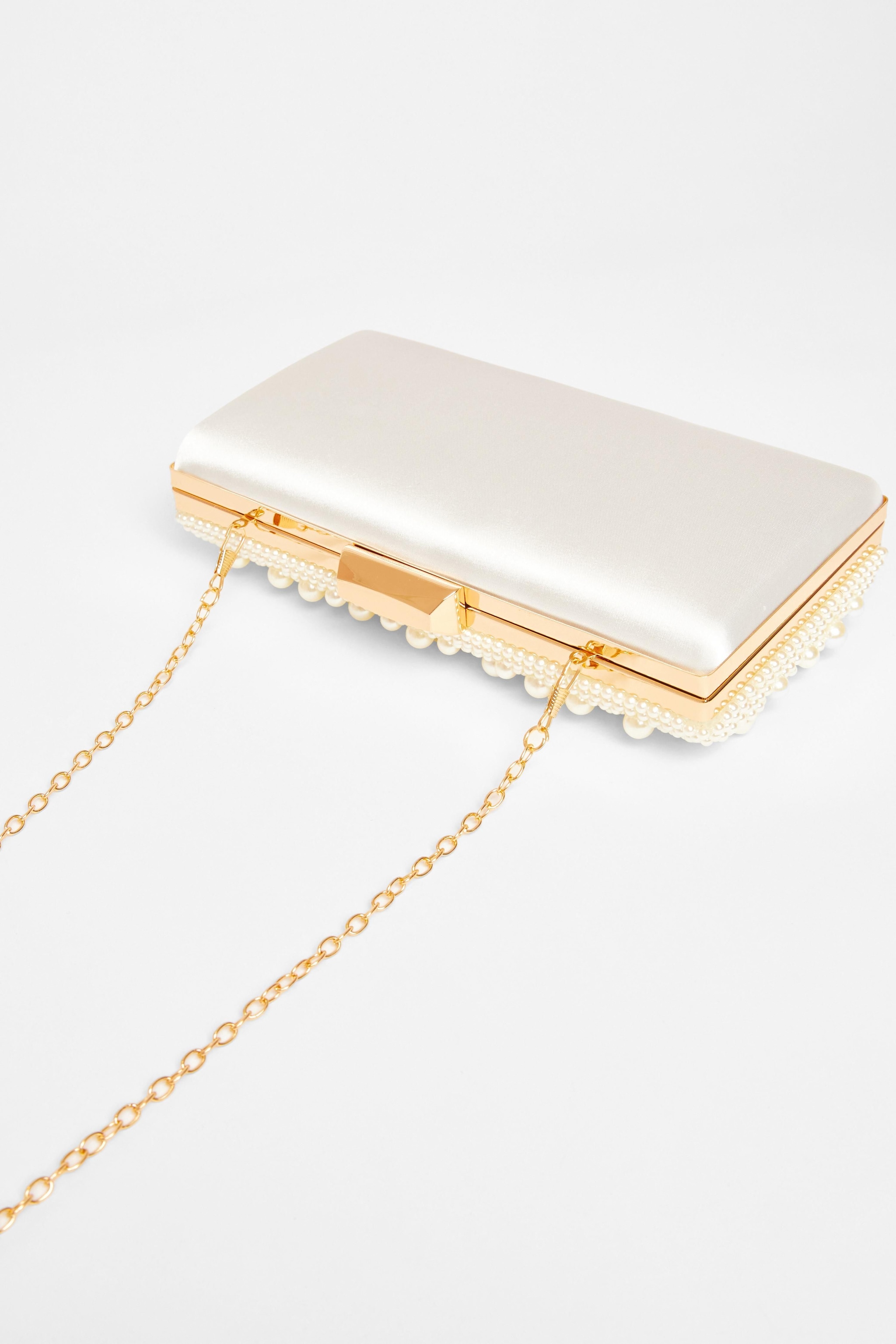 Quiz White Pearl Box Bag image 4
