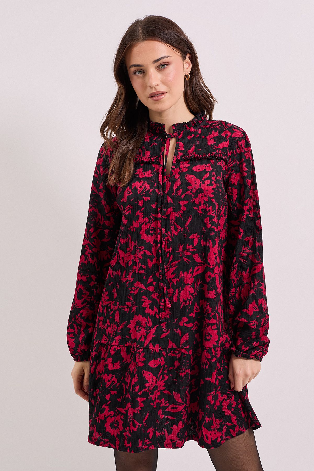 Dorothy Perkins Pink Floral Tie Neck Tiered Smock Jersey Mini Dress Pink image 2