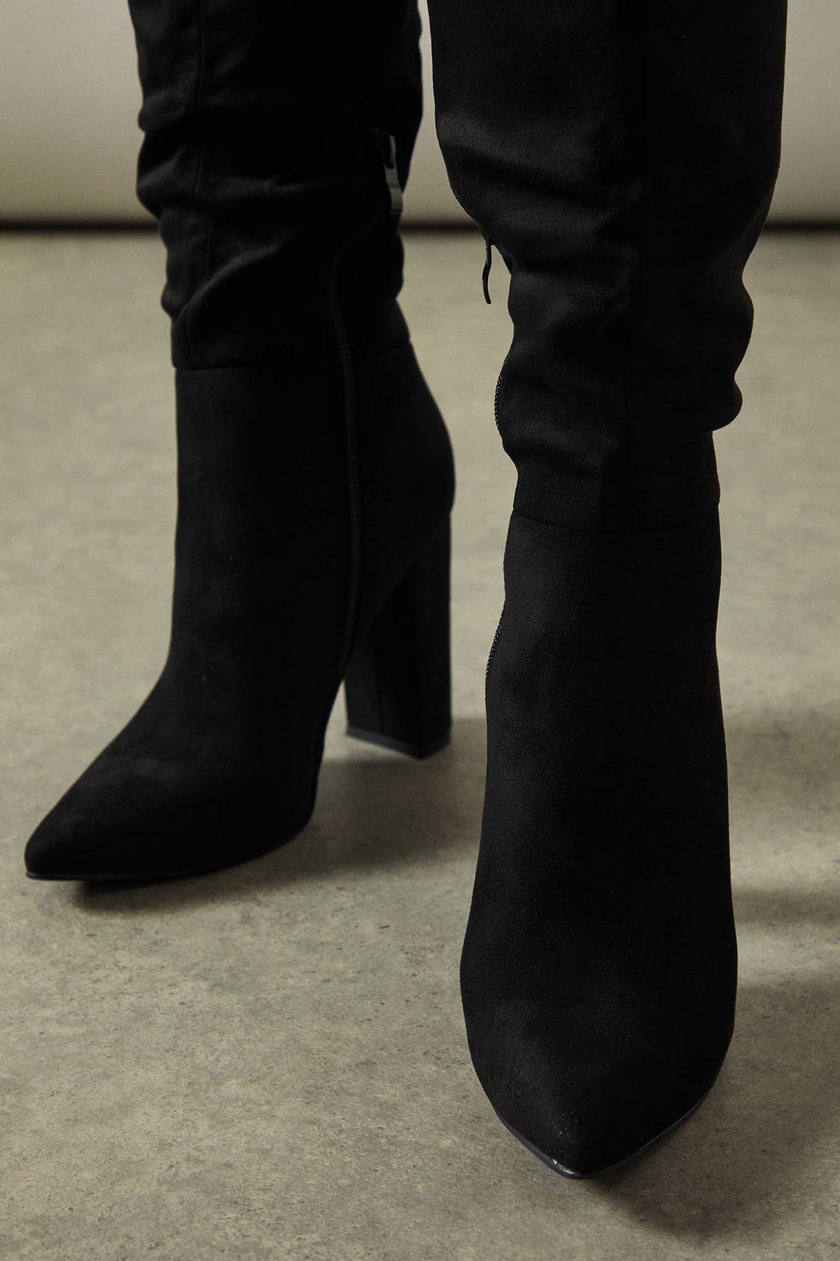 Oasis Kenia Faux Suede High Block Heel Pointed Knee Boot Natural Black image 4