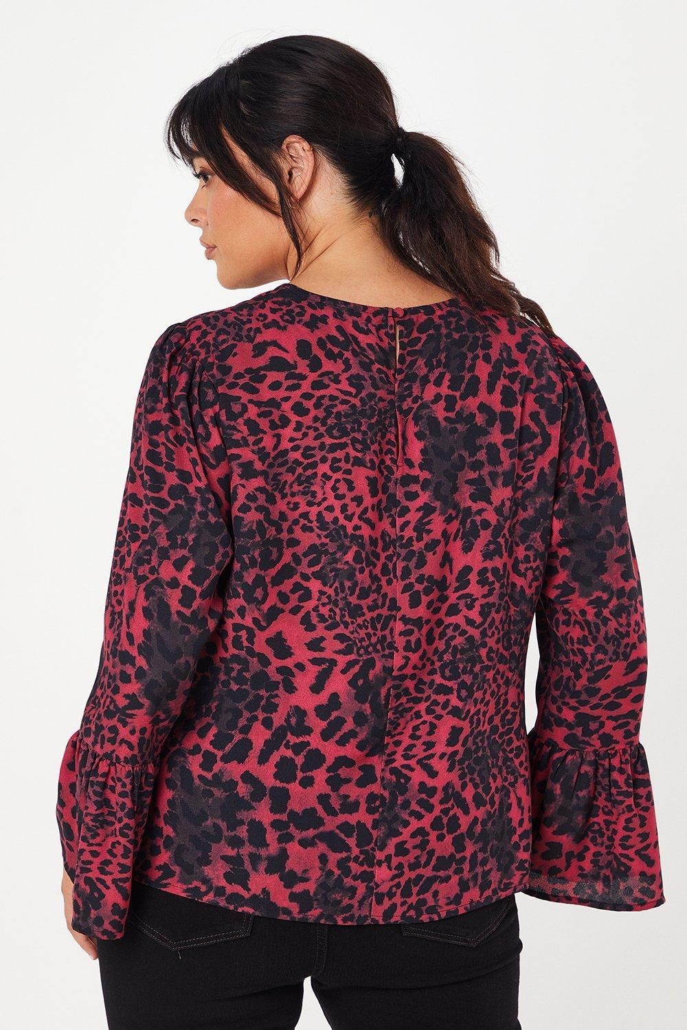 Dorothy Perkins Curve Flute Sleeve Top Animal Print Animal image 3