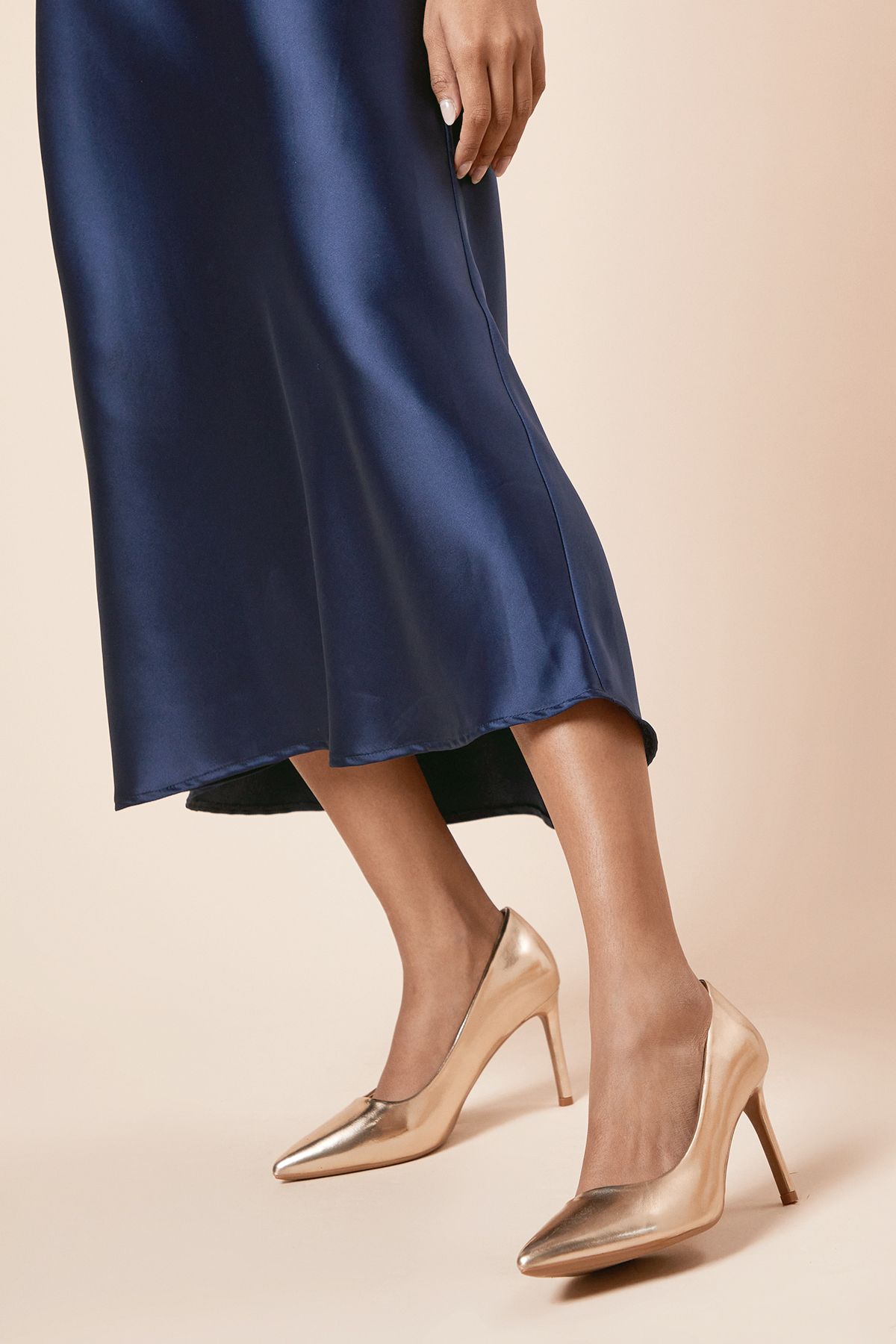 Dorothy Perkins Wide Fit Dash Pointed High Stiletto Heel Court Shoes Gold image 1