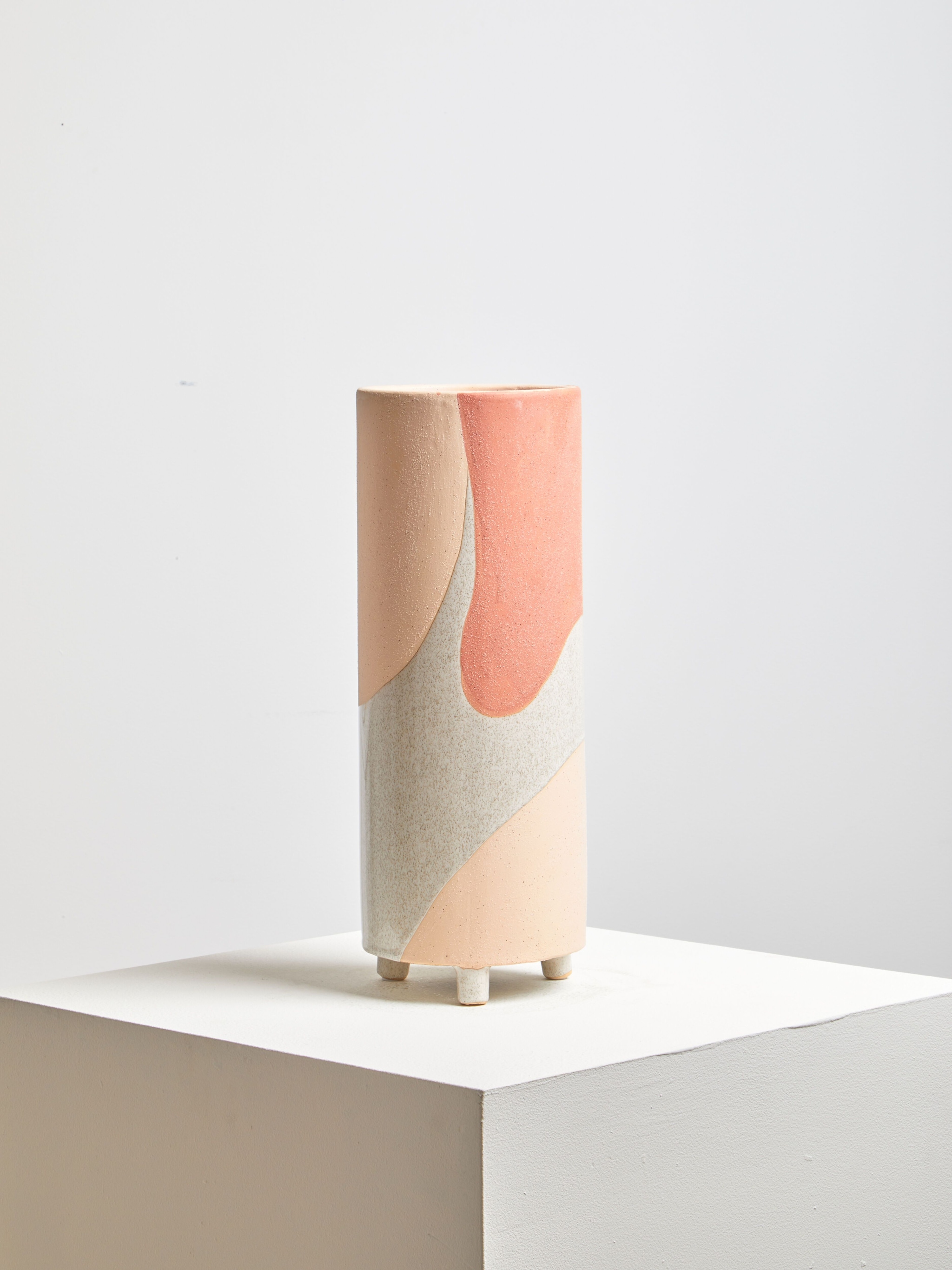 Orsina Large Ceramic vase, Handcrafted Ceramic Flower Vase for Home Decor, Stylish Stoneware Vase for Living Room image 4