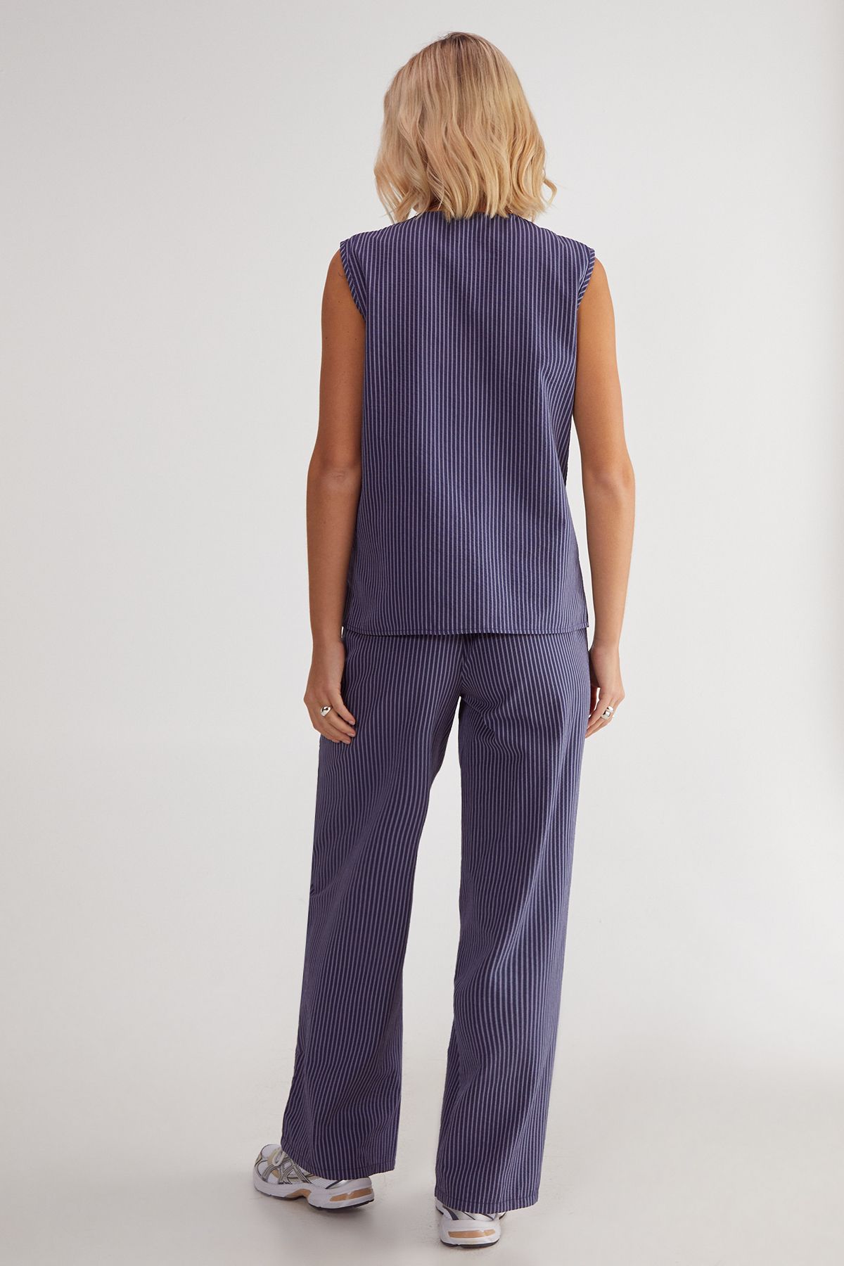 NastyGal Stripe Sleeveless Vest Navy image 4