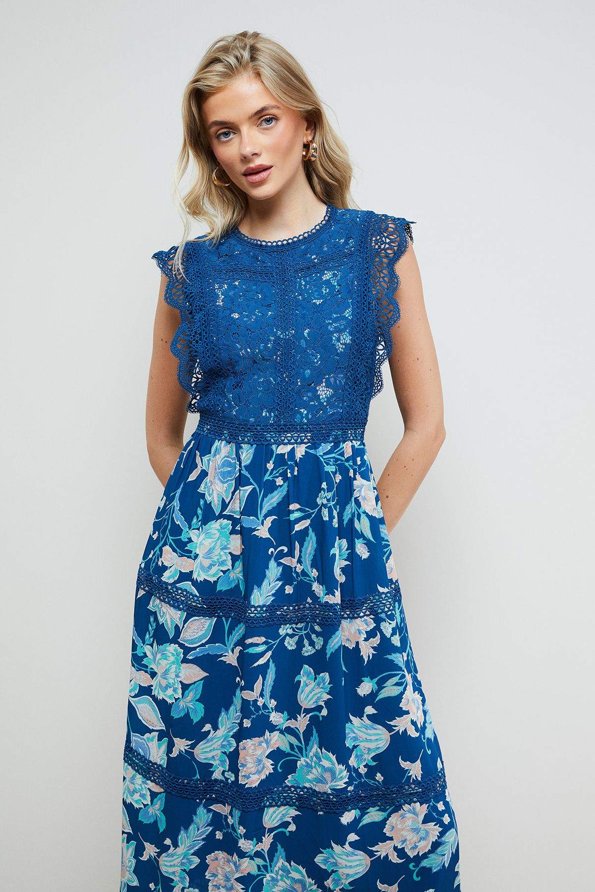 Oasis Lace Mix Bodice Midi Dress Floral image 2