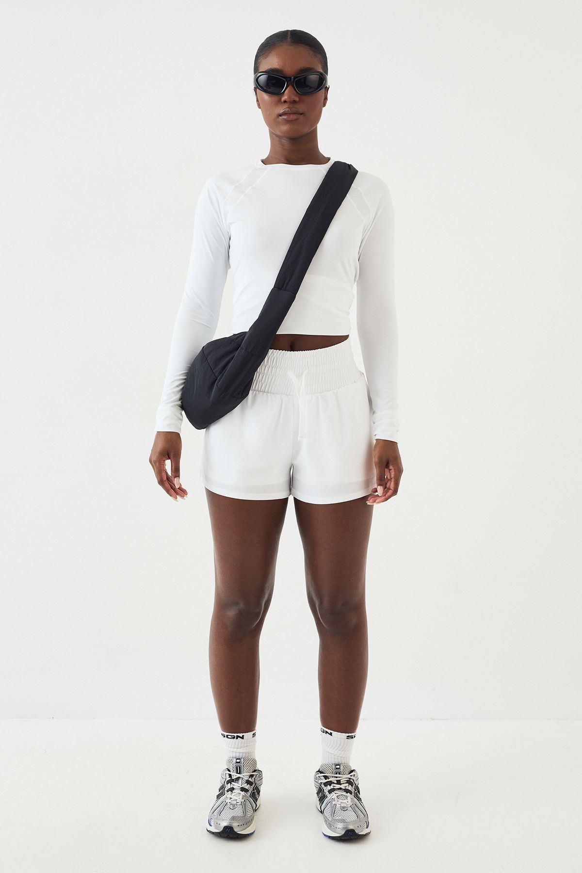 DSGN Studio DSGN Studio High Waist Deep Waistband Running Short White image 5