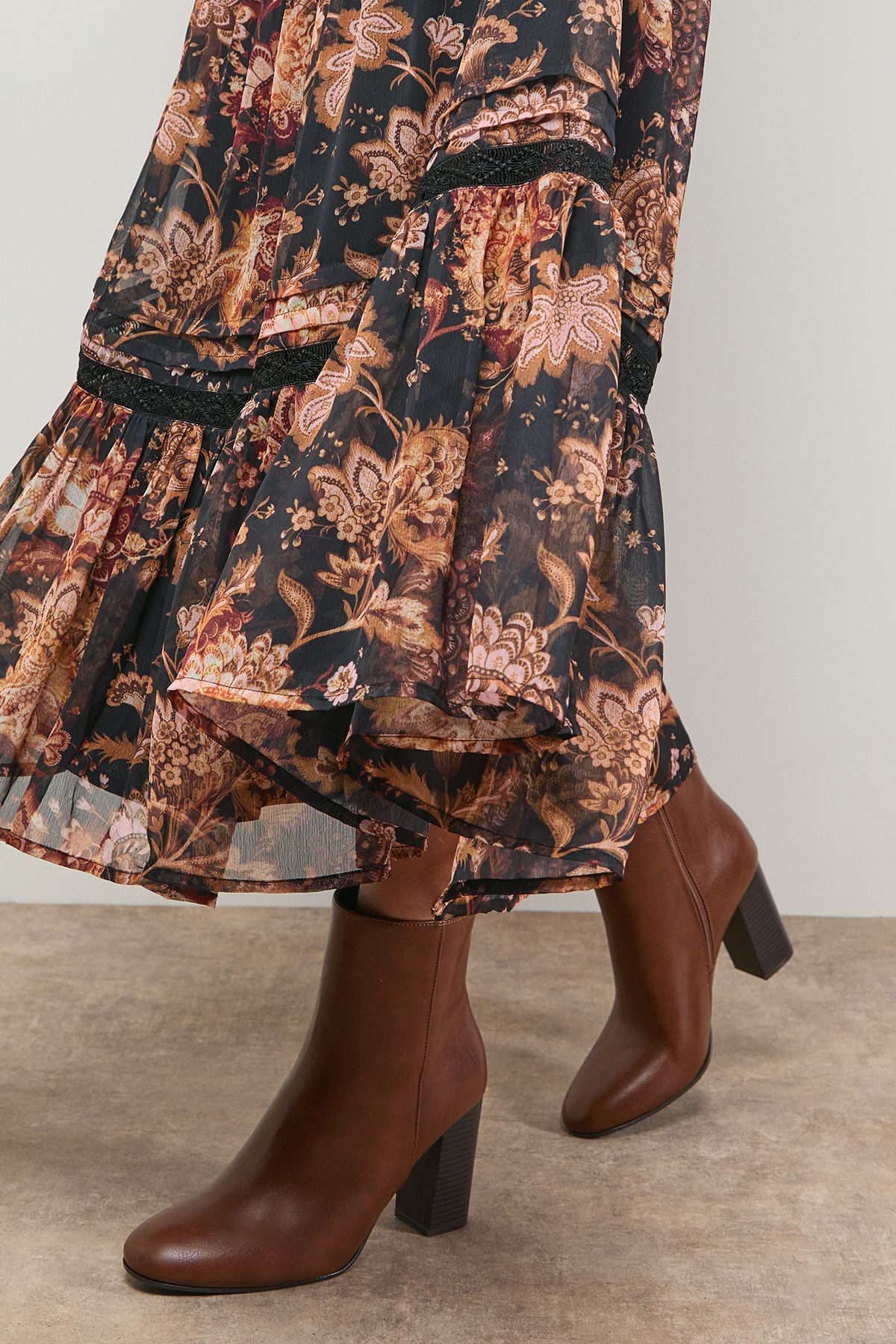 Oasis Louisa Faux Leather Round Toe Stacked High Heel Ankle Boots Dark Tan image 1