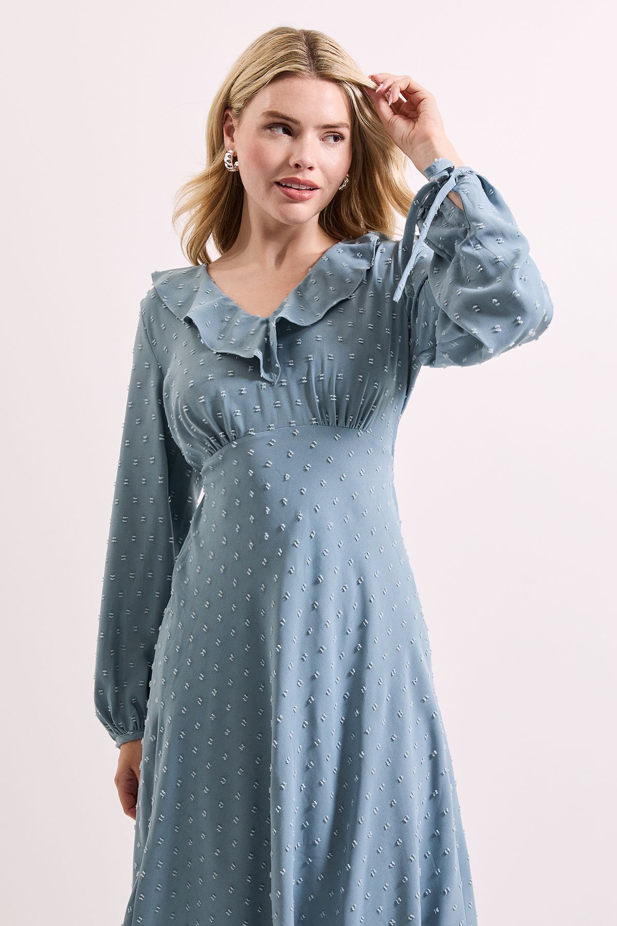 Dorothy Perkins Ruffle Front Blouson Sleeve Midi Dress Blue image 2