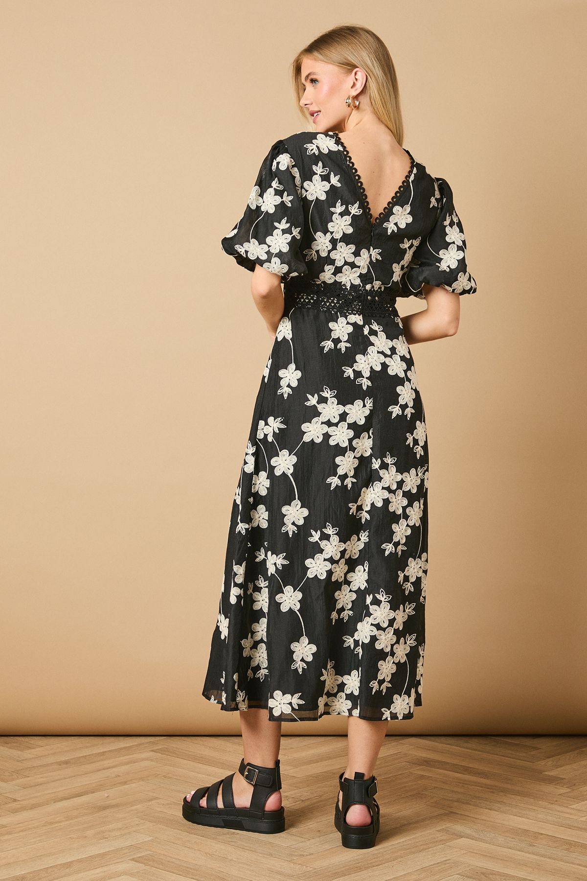 Oasis Lace Trim V Neck Puff Sleeve Midi Dress Black image 4