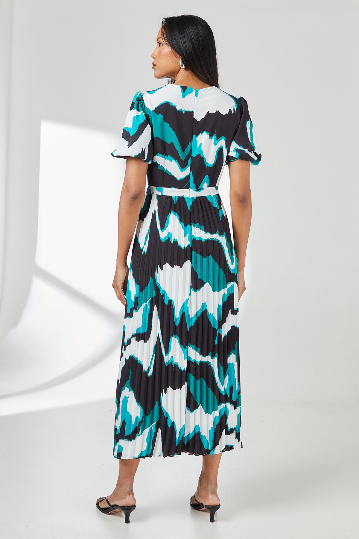 Principles Abstract Print Puff Sleeve Pleated Midi Dress Green image 3