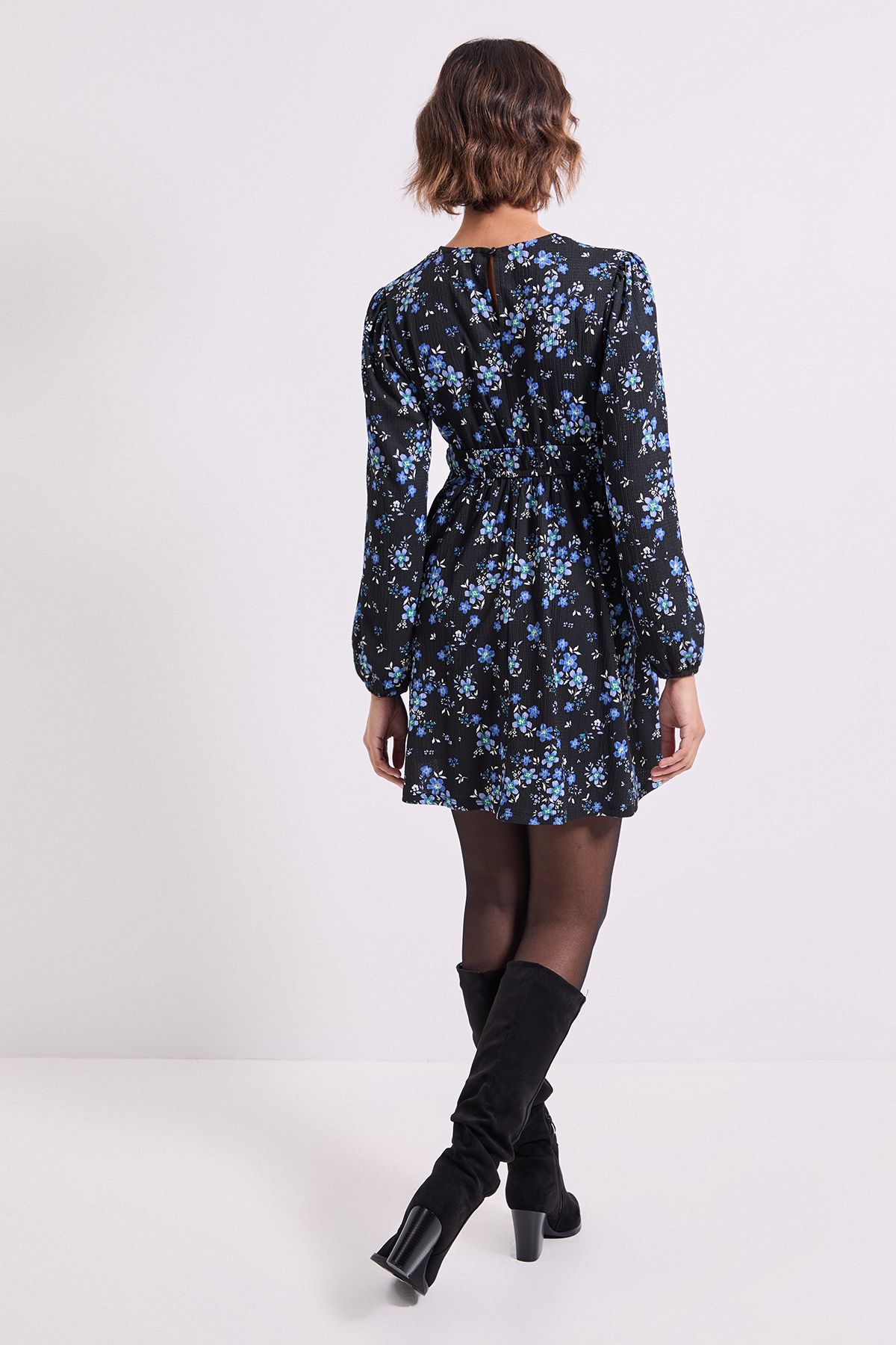 Dorothy Perkins Floral Knot Waist Detail Jersey Mini Dress Blue image 3