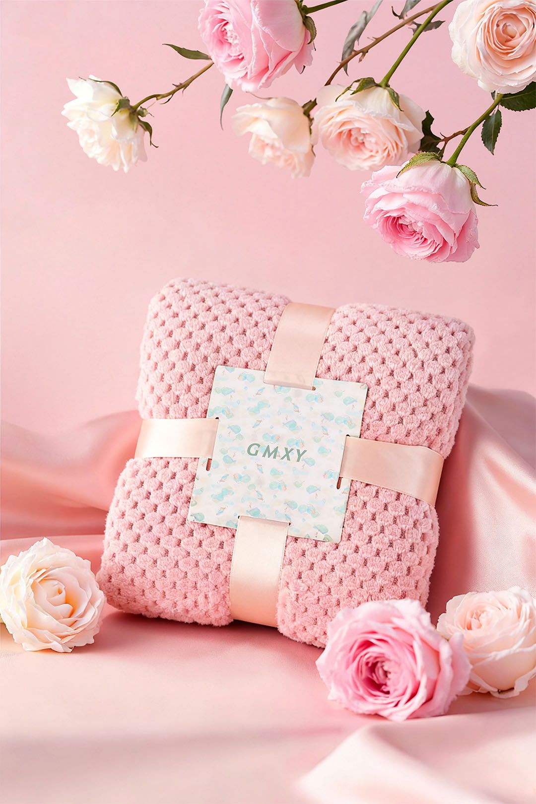 Living and Home Rose-Scented Spa Bath Gift Set image 3