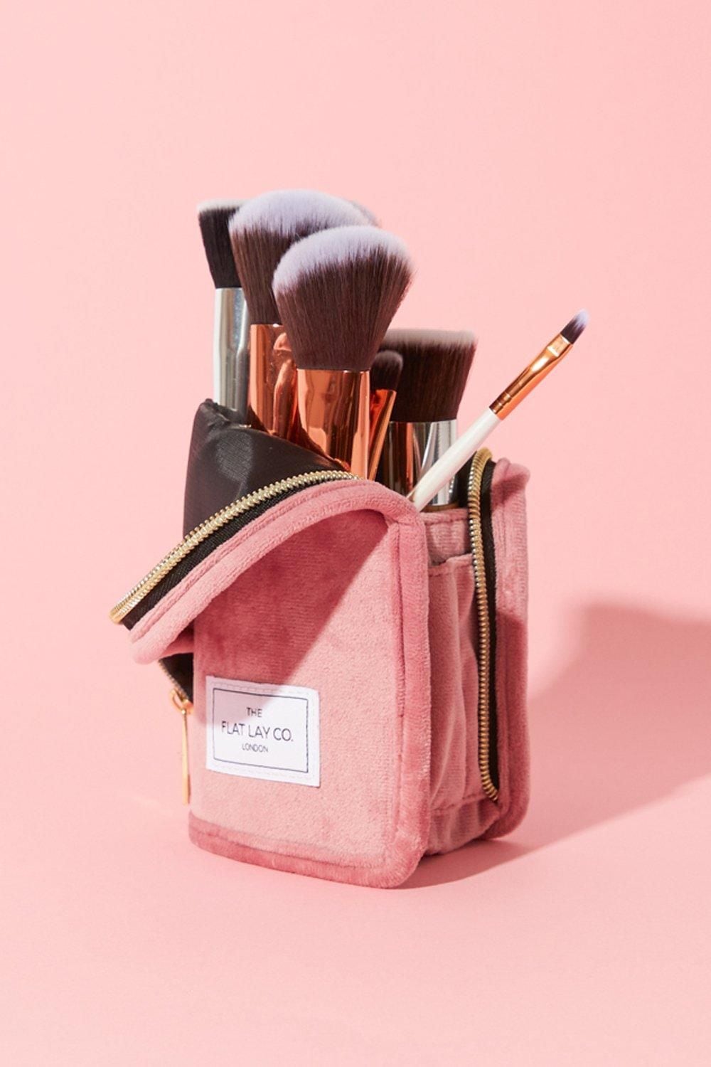 The Flat Lay Co Pink Velvet Brush Case Pink image 4