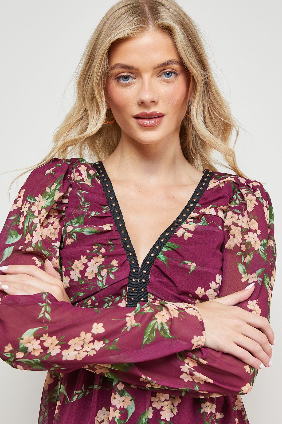 Oasis Printed Statement Shoulder Ruched Body Mini Dress Floral image 3