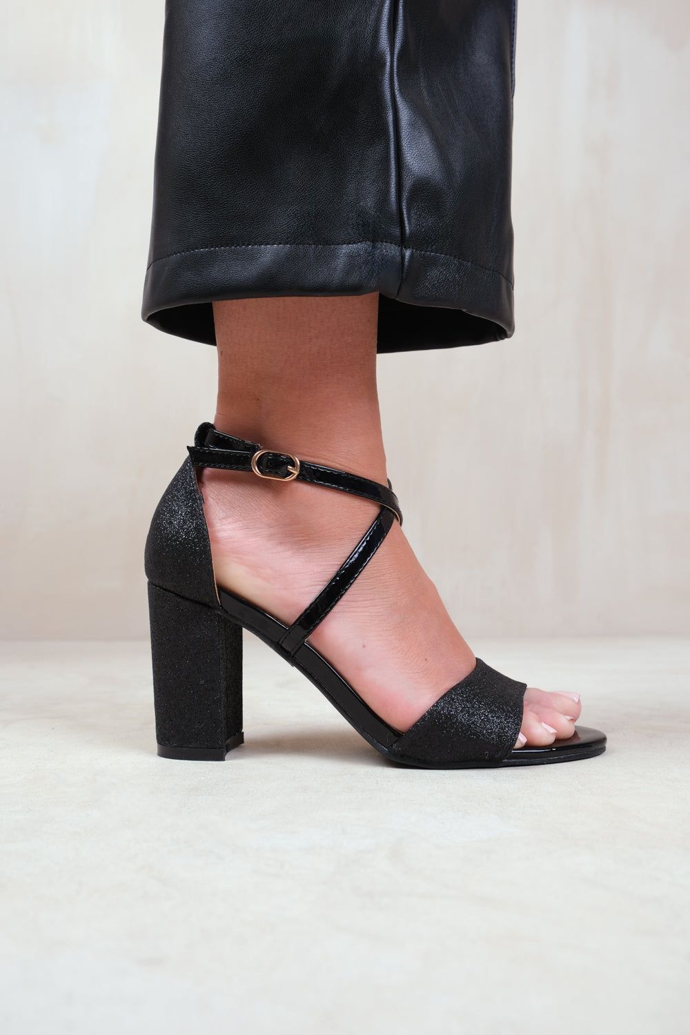 Where's That From 'Ruth' Wide Fit High Block Heel Sandals With Cross Over Ankle Strap image 2