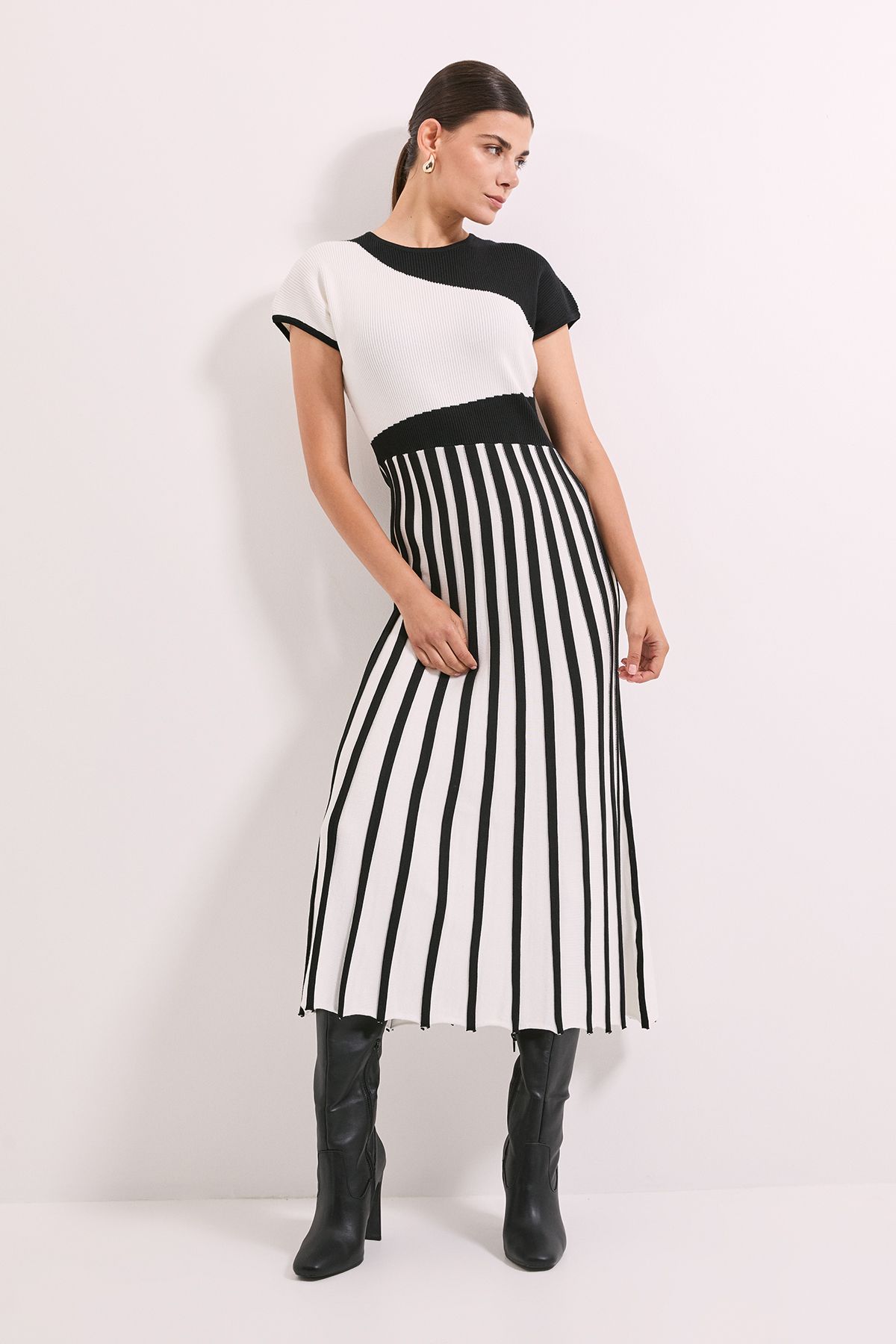 Principles Mono Colour Block Pleated Knitted Dress Mono