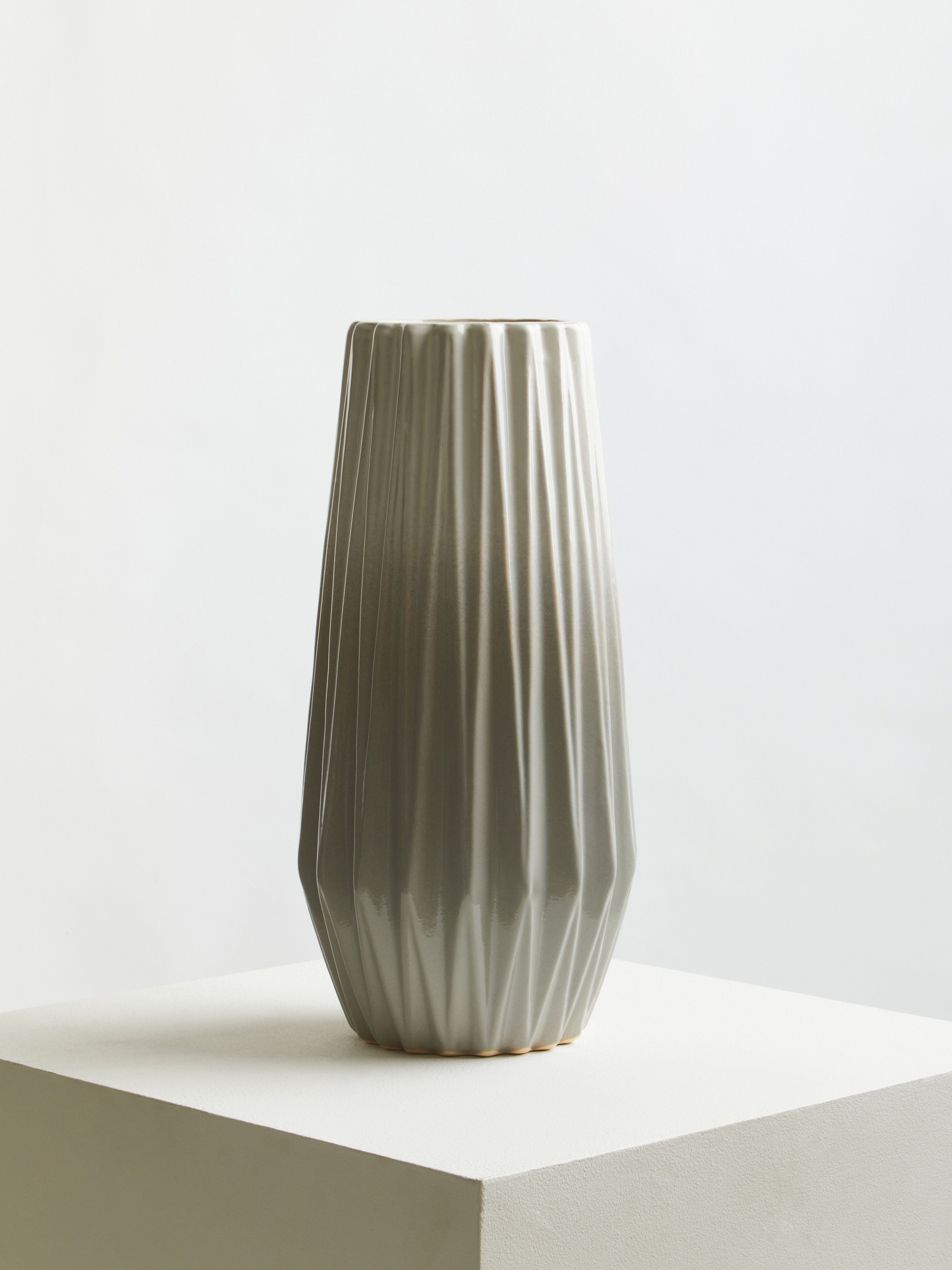 Orsina Handcrafted Large Vase, Durable Ceramic Vase, Sturdy Flower Vase, Giftable Stoneware Ceramic Vase for Decor image 2