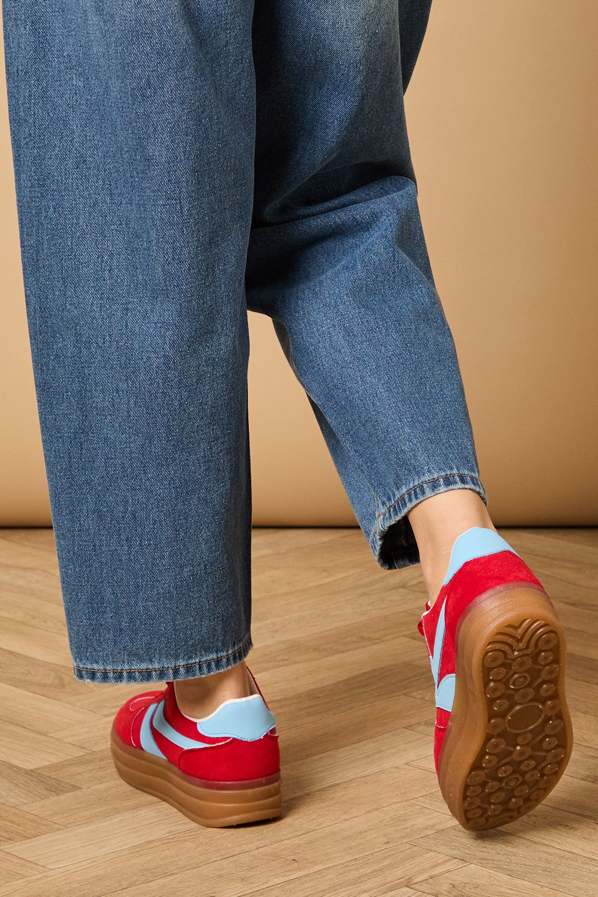 Oasis Boomer Faux Suede Platform Contrast Stripes Lace Up Trainers Red image 4