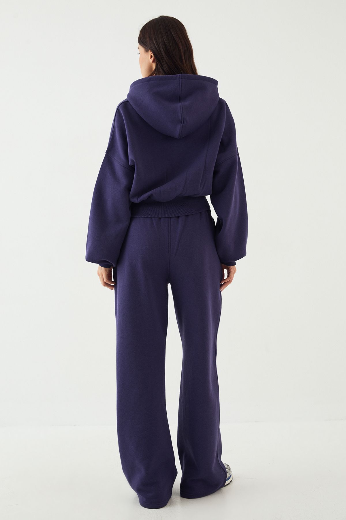 DSGN Studio DSGN Studio Sport Straight Leg Jogger Blackberry image 2