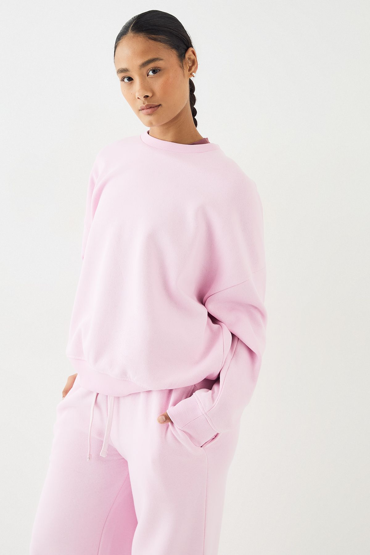 DSGN Studio DSGN Studio Self Fabric Applique Oversized Sweatshirt Pink image 2