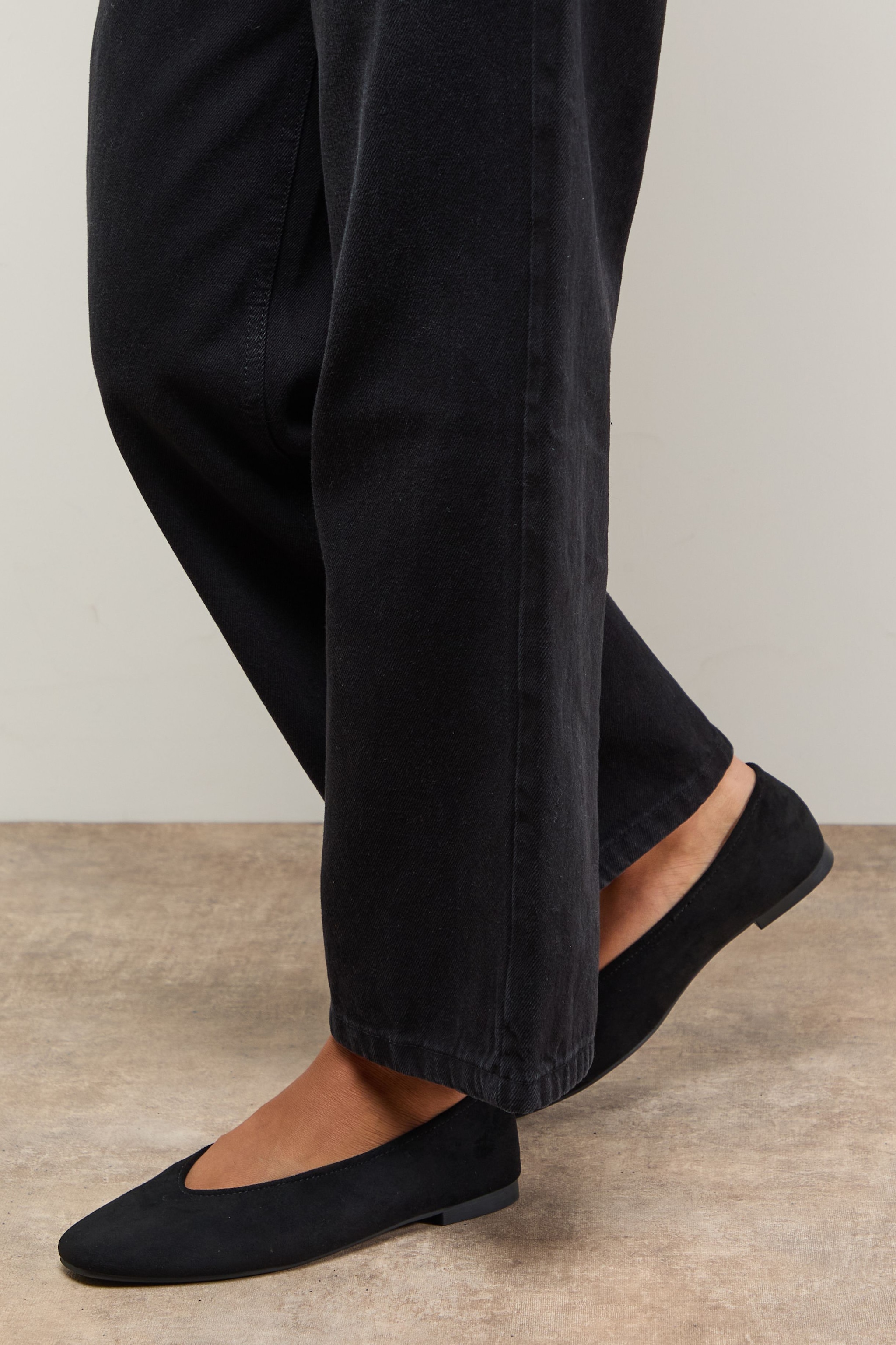 Oasis Bonnie Soft Square Toe High Vamp Ballet Pumps Natural Black image 1