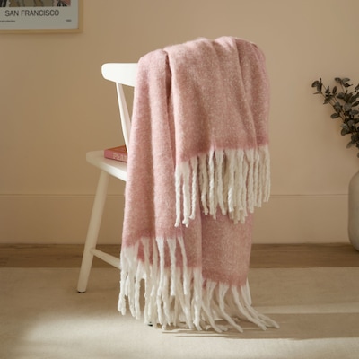 Furn Cozy Woven Tasselled Throw