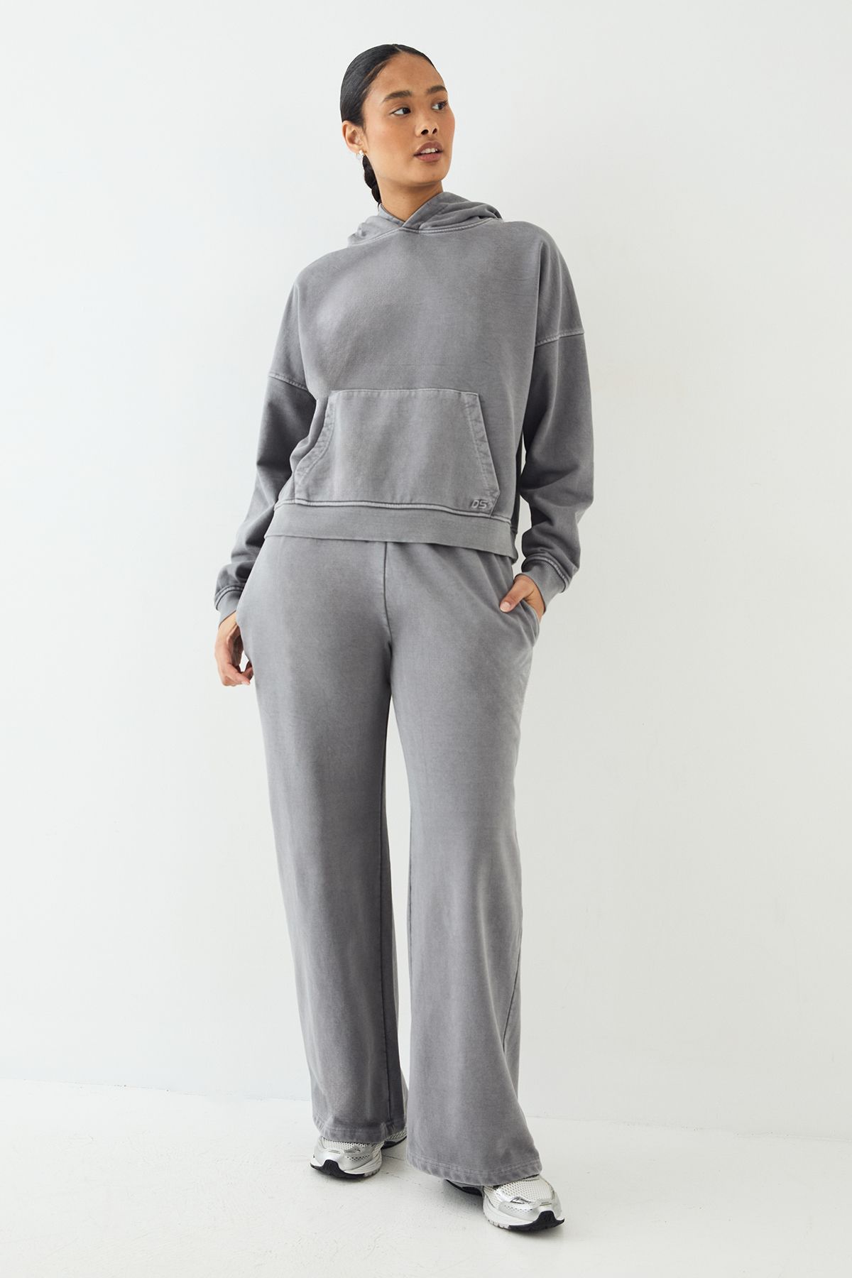 DSGN Studio DSGN Studio Premium Heavyweight Washed Straight Leg Jogger Charcoal image 3