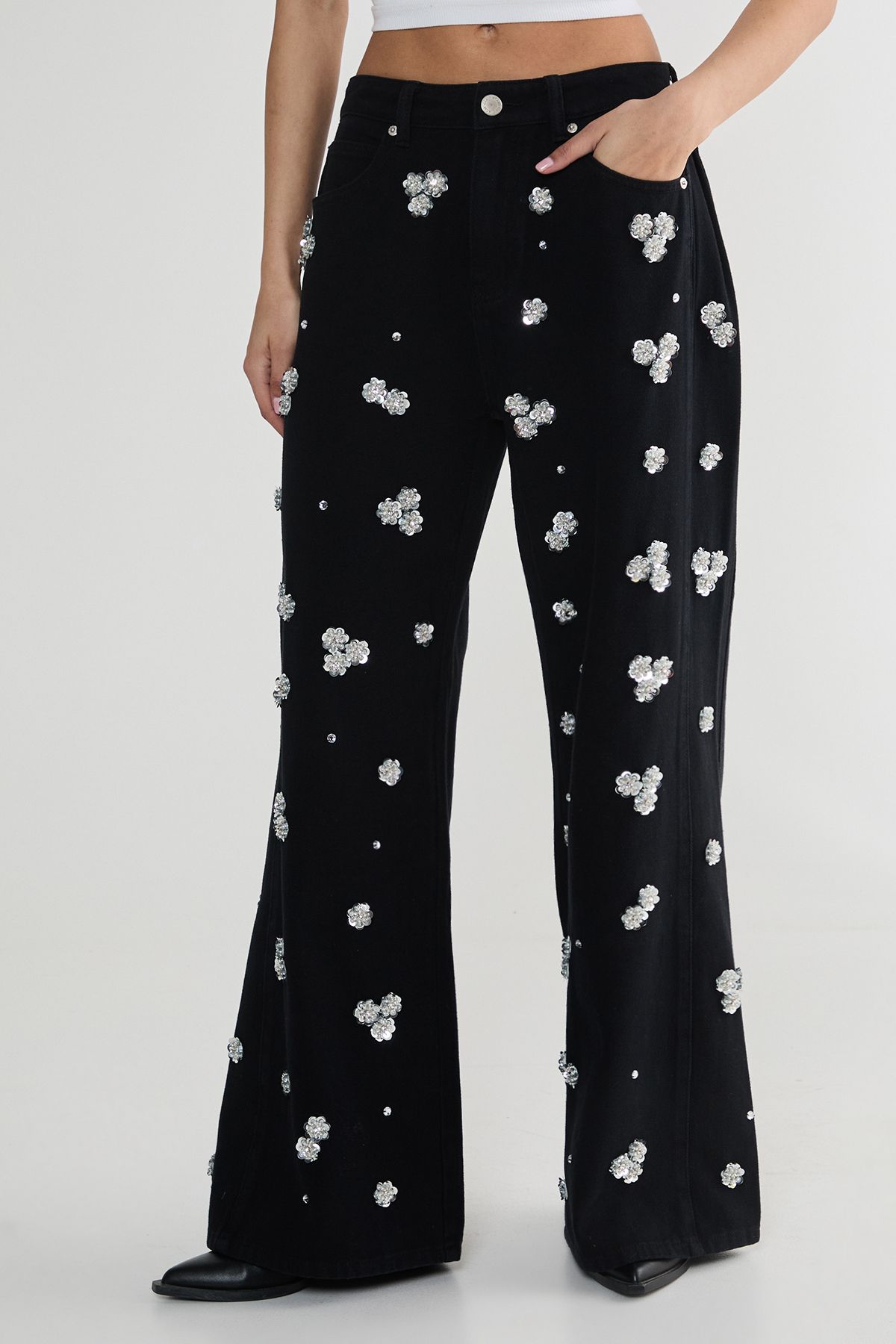 NastyGal Limited Embellished Flower Applique Jean Washed Black image 2