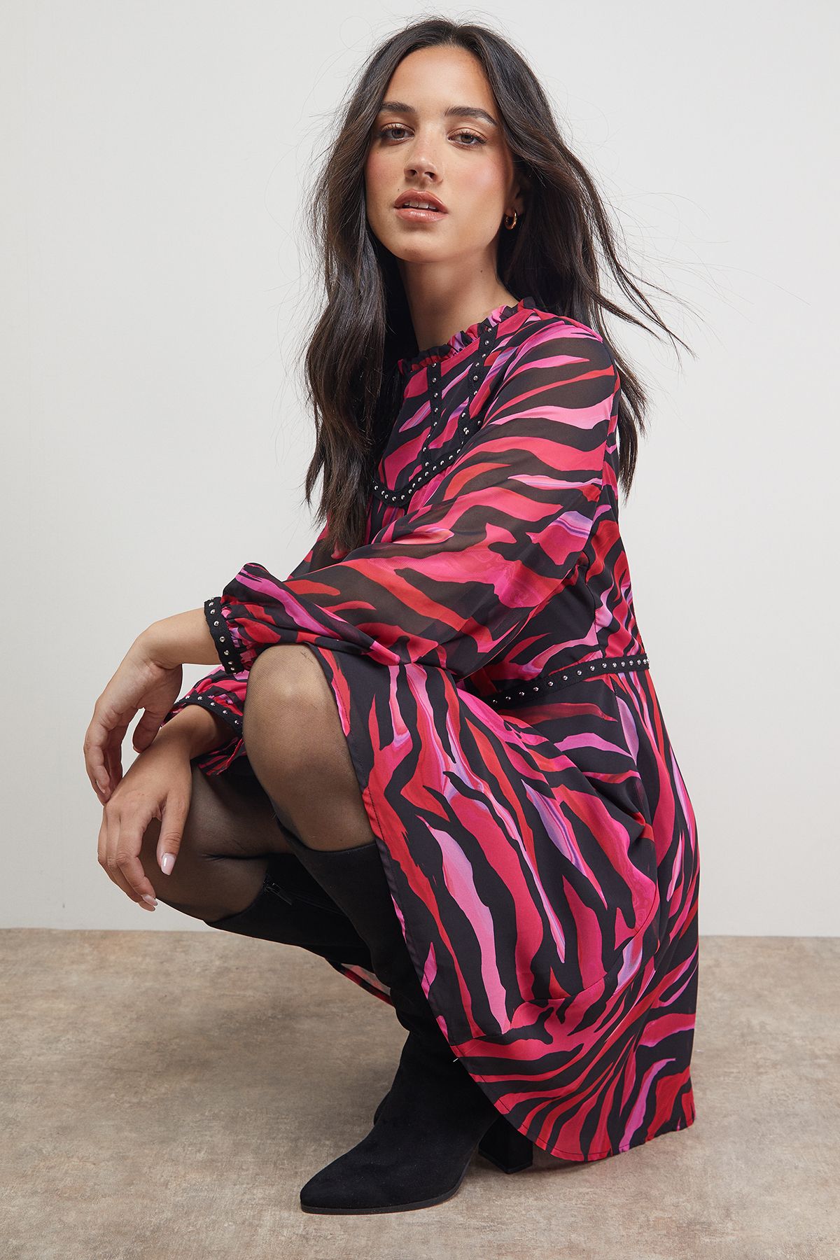 Oasis Trim Detail Balloon Sleeve Flippy Mini Dress Black image 1