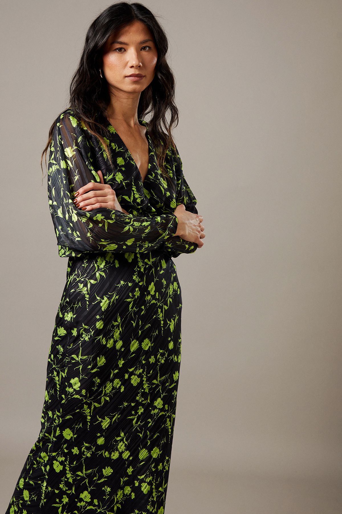 Warehouse Shadow Stripe Batwing Plunge Neck Midi Dress Floral image 2