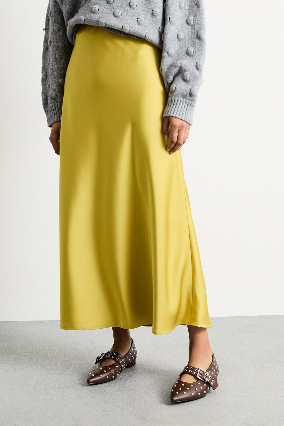 Warehouse Satin Bias Cut Maxi Skirt Chartreuse image 2