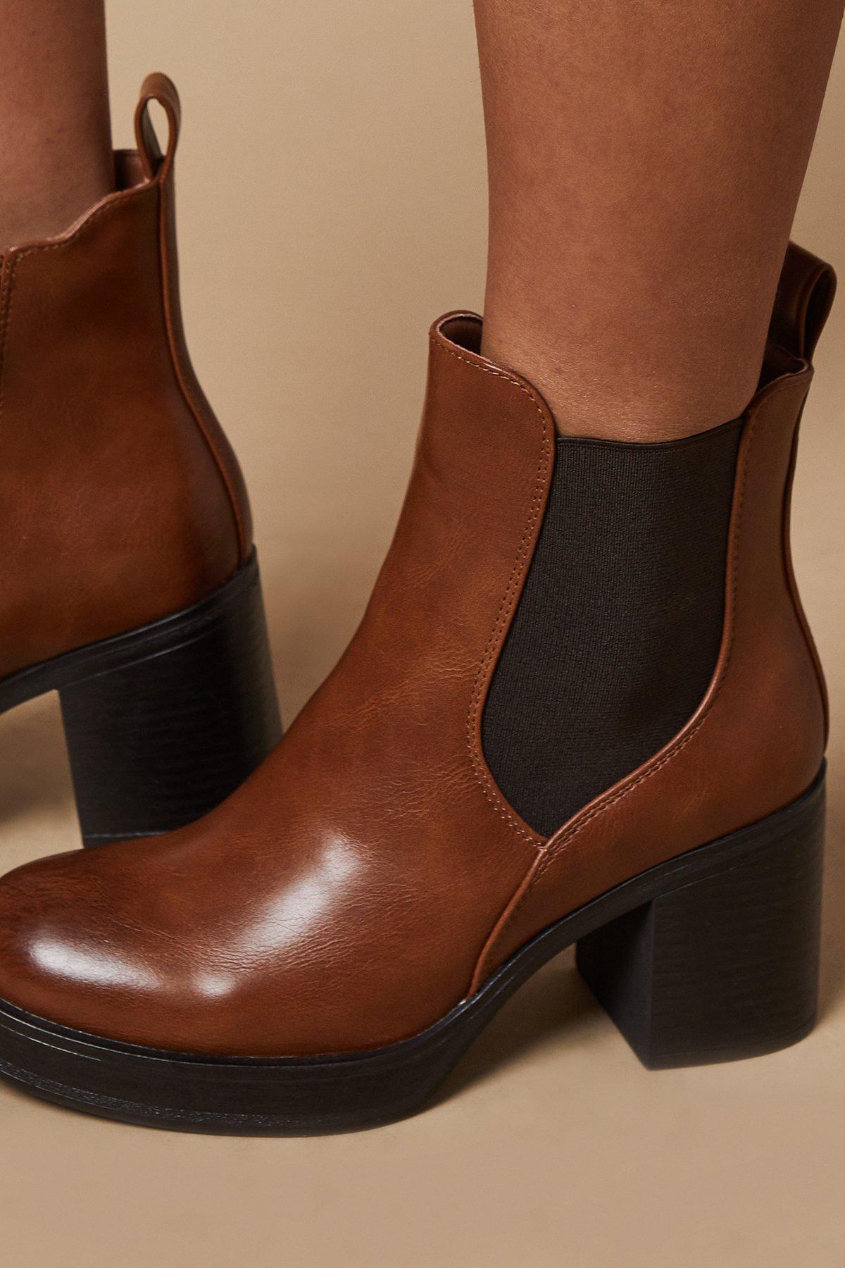 Oasis Round Toe Platform Ankle Boots Tan image 4