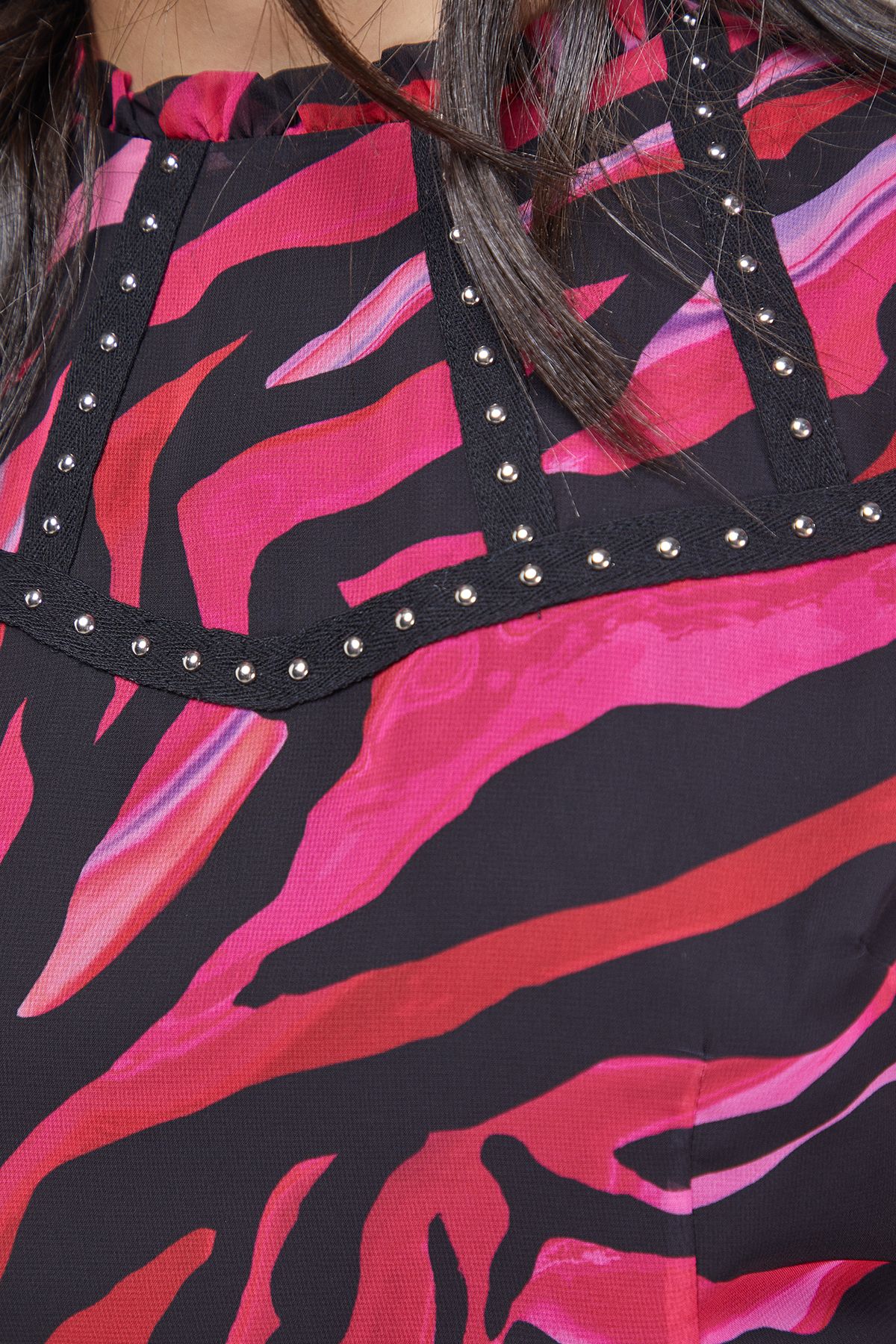 Oasis Trim Detail Balloon Sleeve Flippy Mini Dress Black image 5